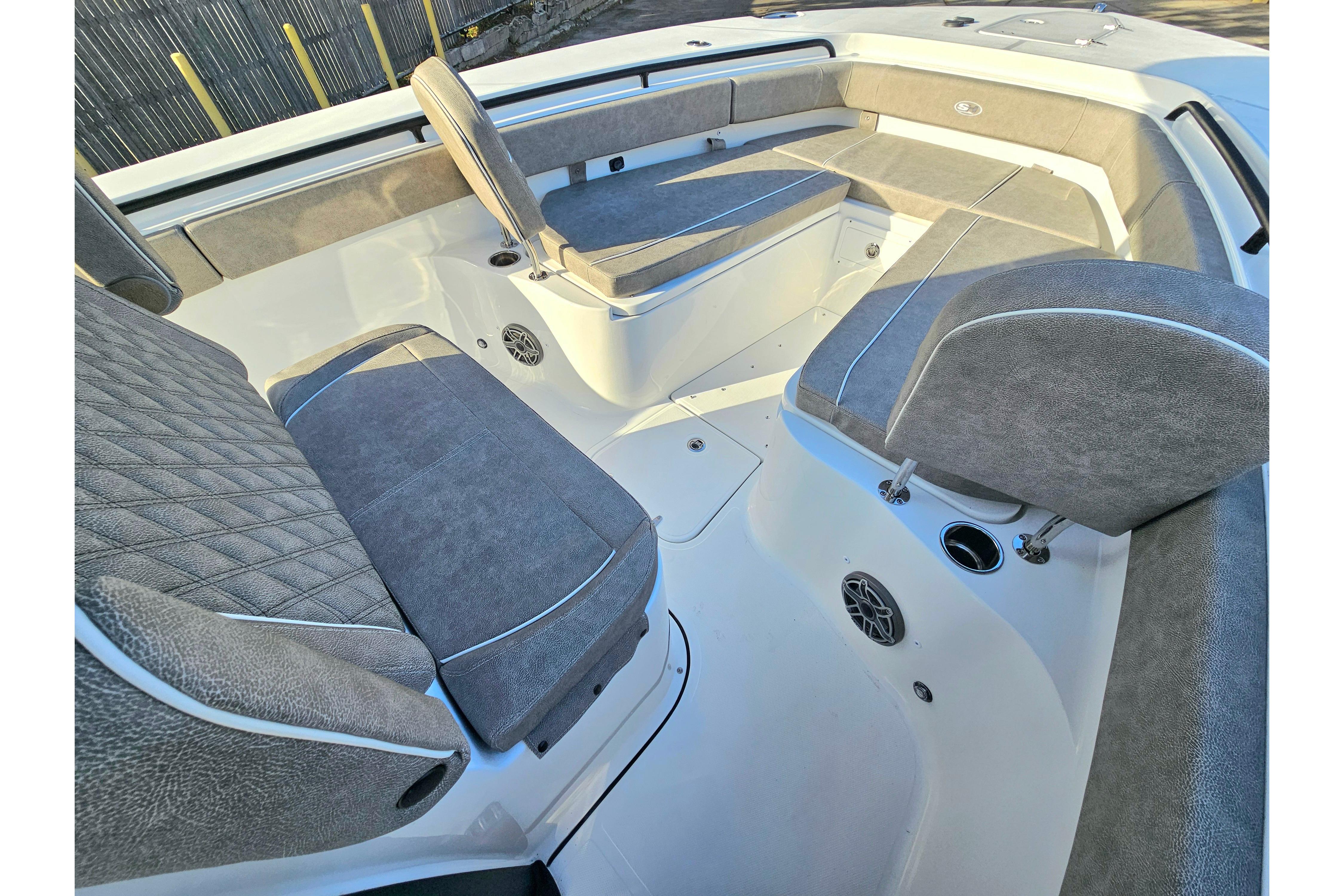2026 Sea Hunt Ultra 285 SE boat interior with cushioned seating and modern design.
