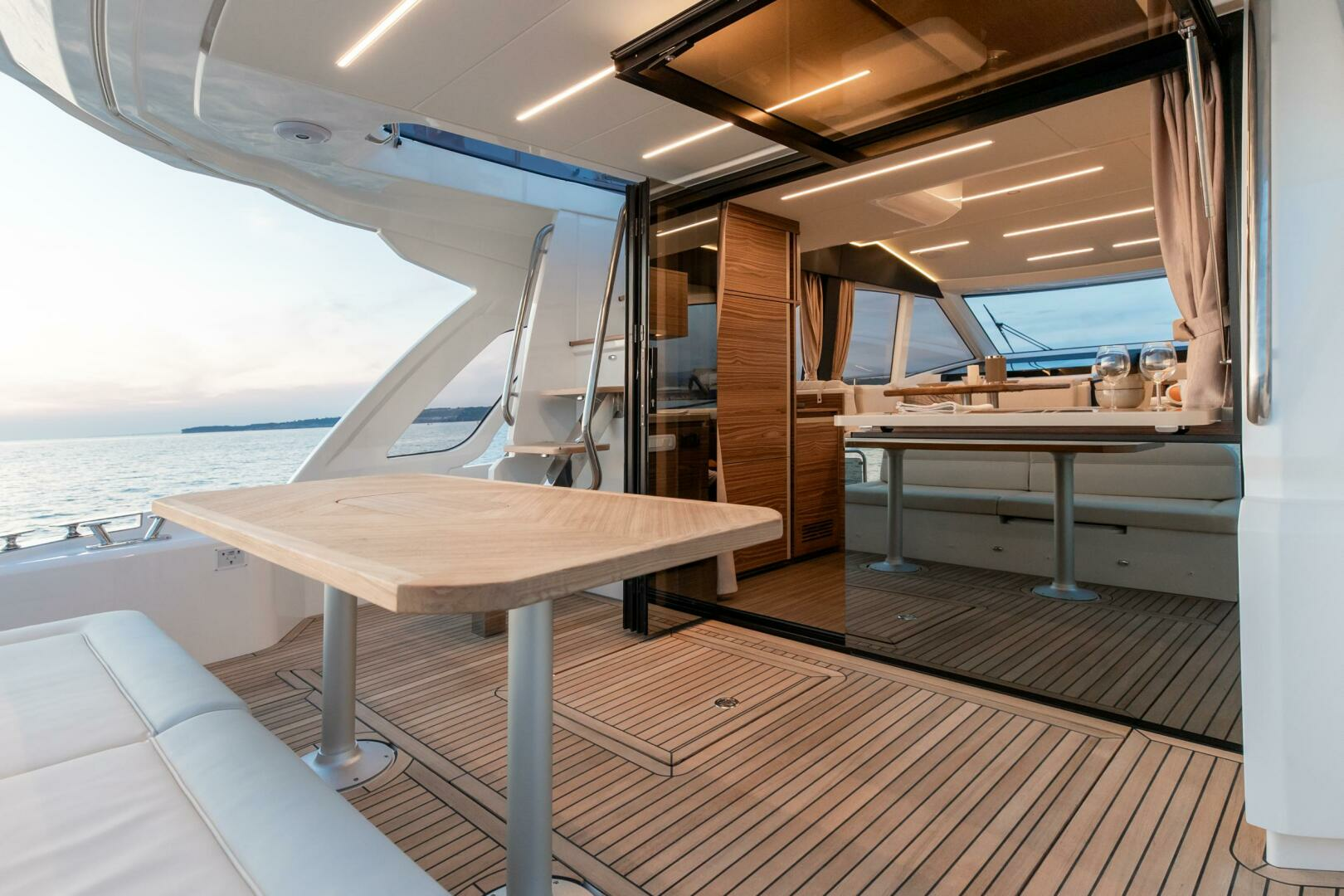 2024 Greenline 45 Fly Hybrid - Image 20