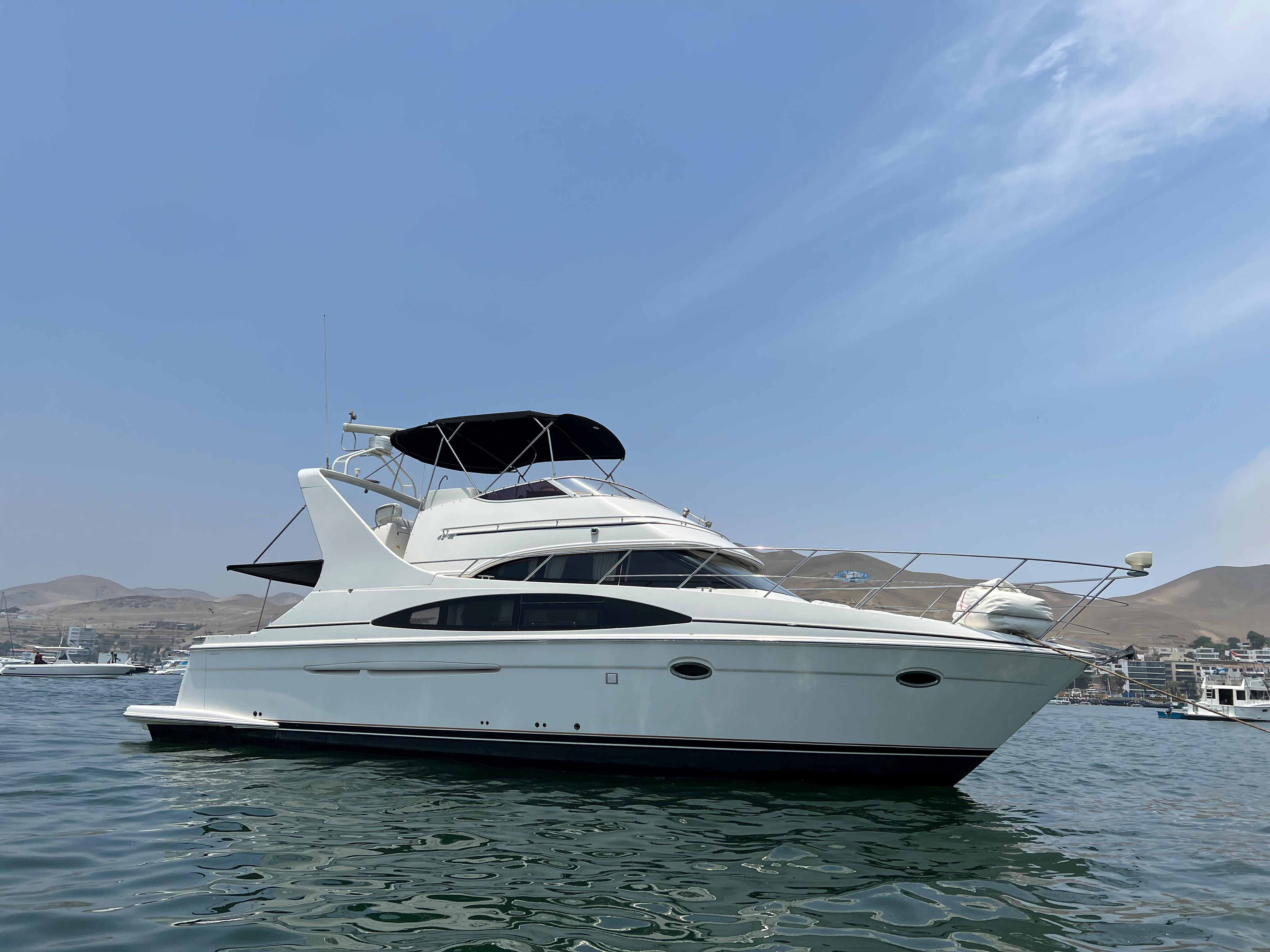 2006 Carver 42 Mariner