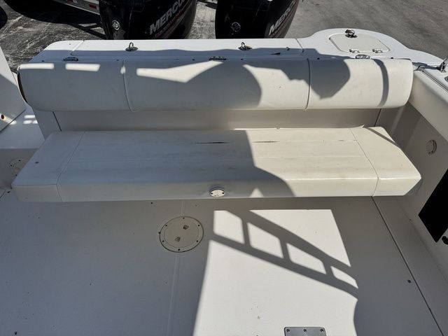 2012 Robalo 247 DC - 20
