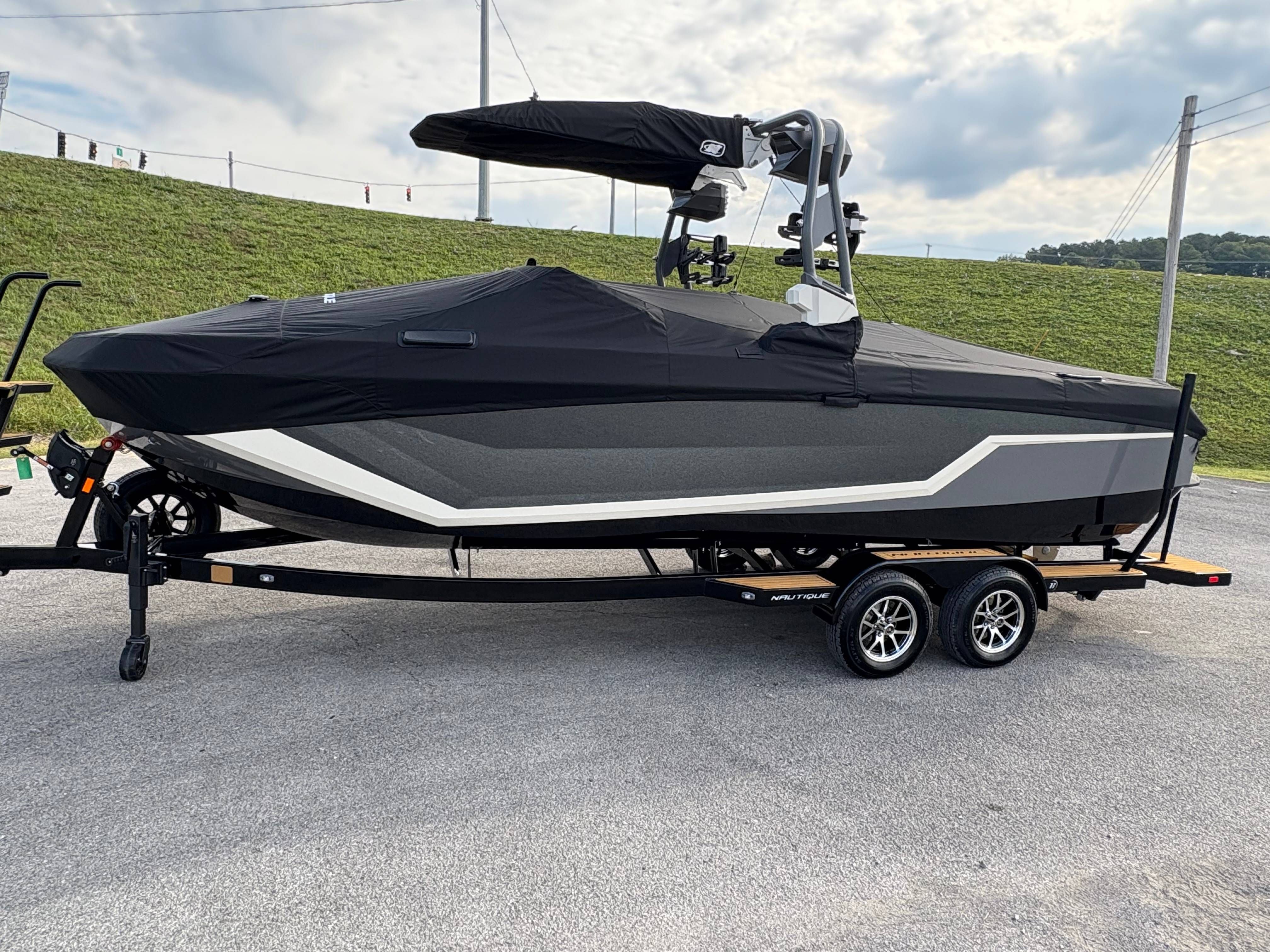2026 Nautique GS24 - 110