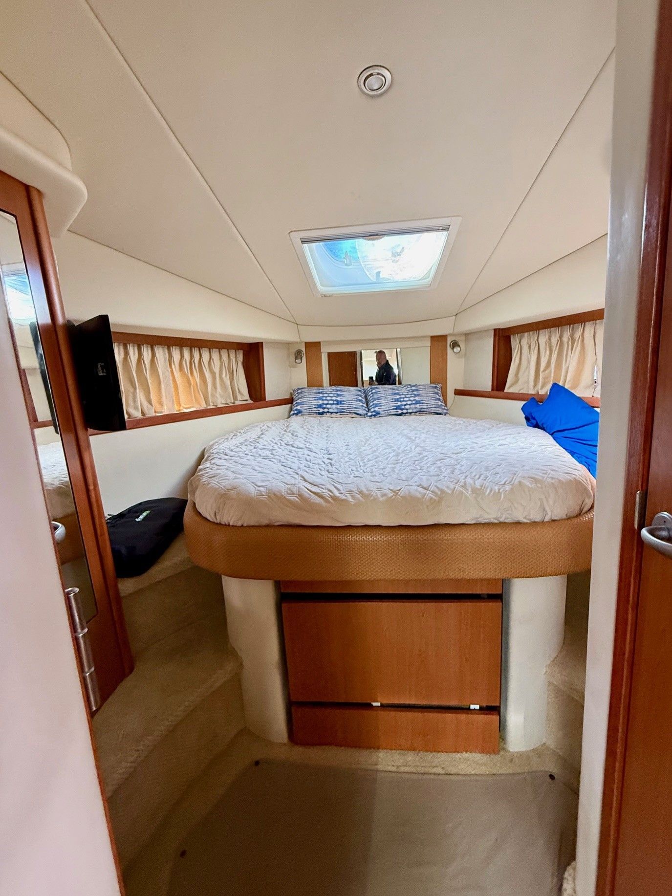 2006 Sea Ray 38 Sundancer - 31