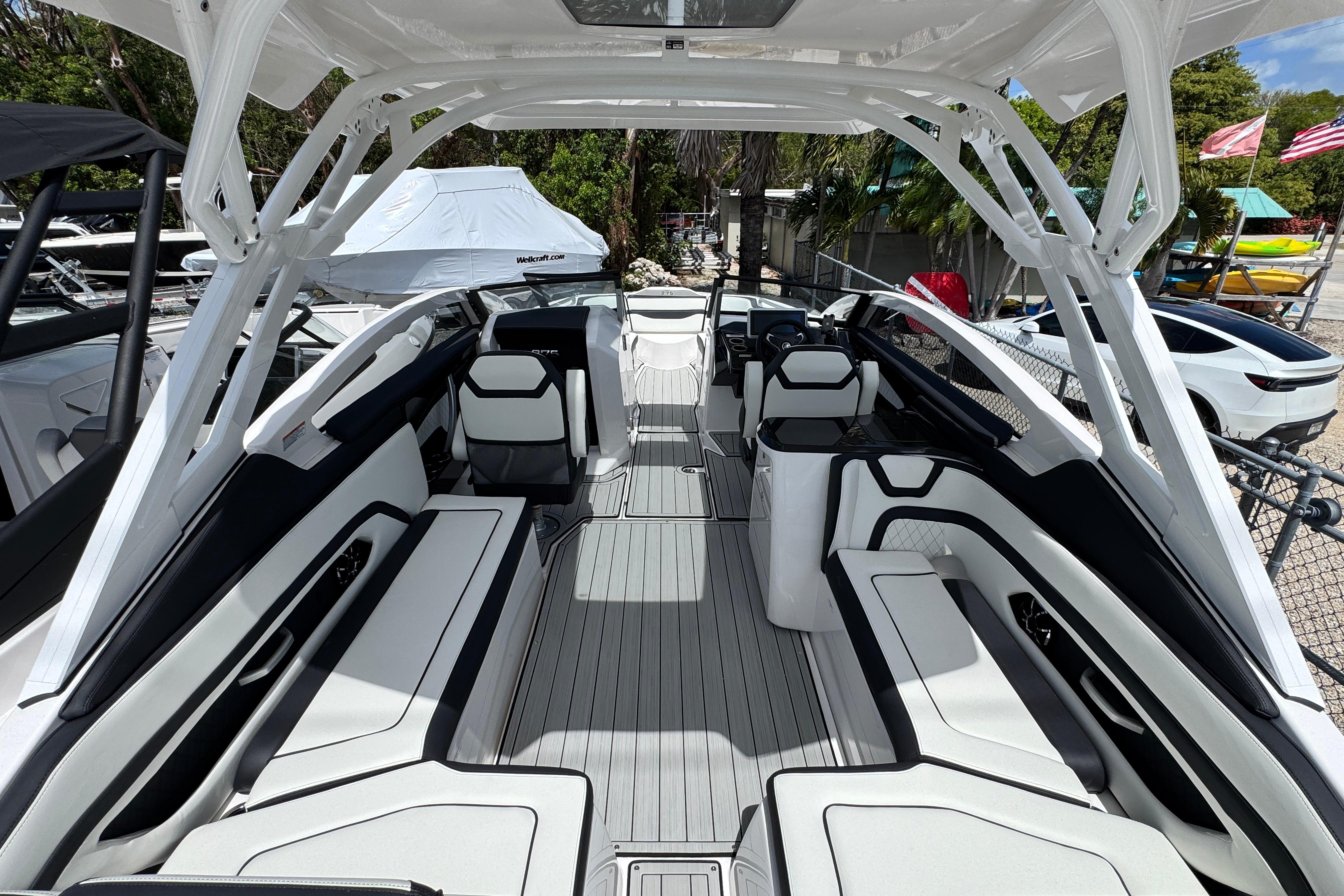 2026 Yamaha Boats 275SD interior with sleek seating and modern design.