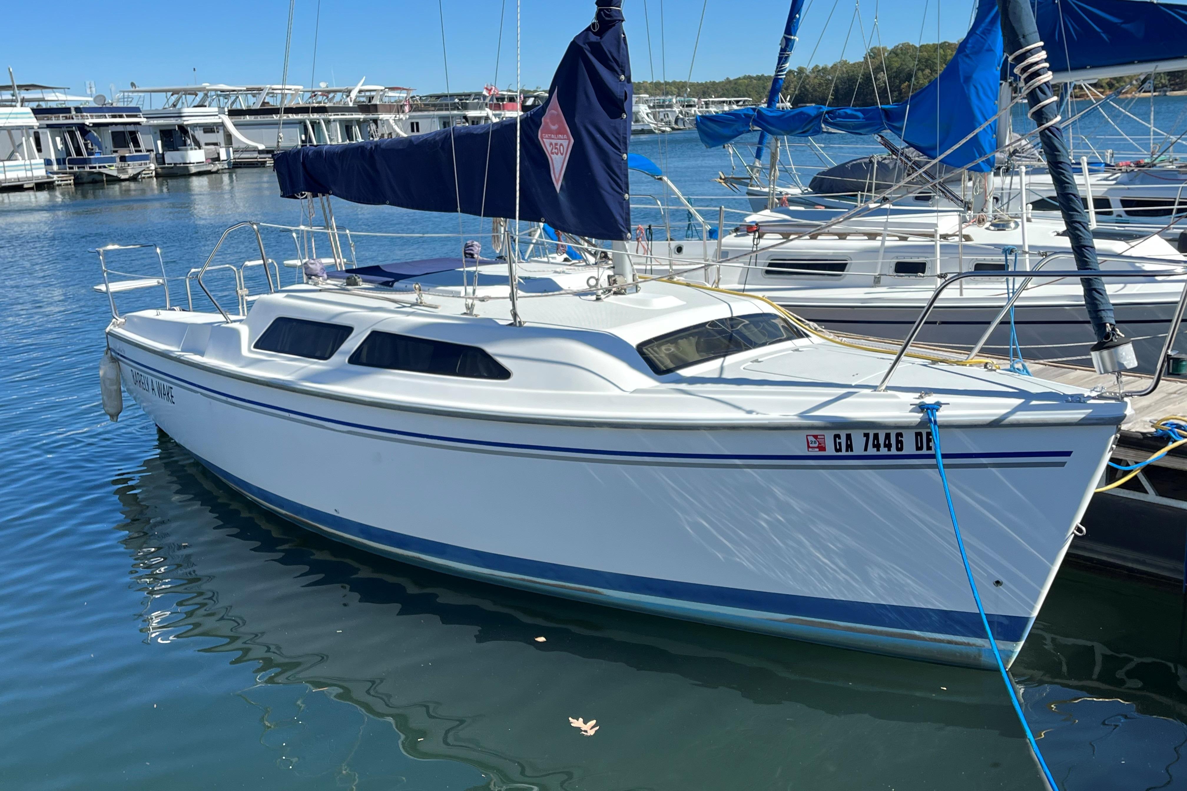 2004 Catalina 250