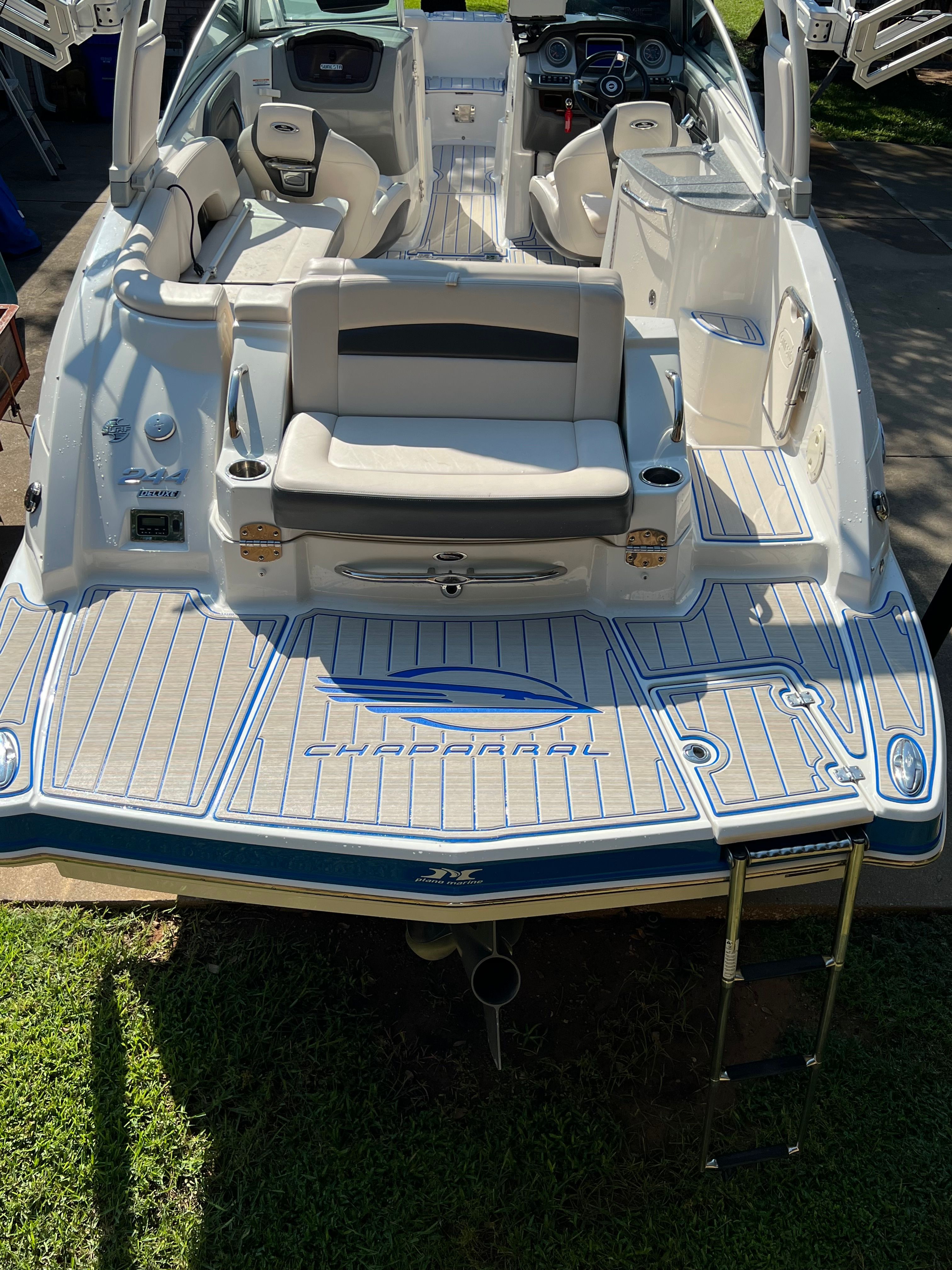 2017 Chaparral 244 Sunesta Surf - 9