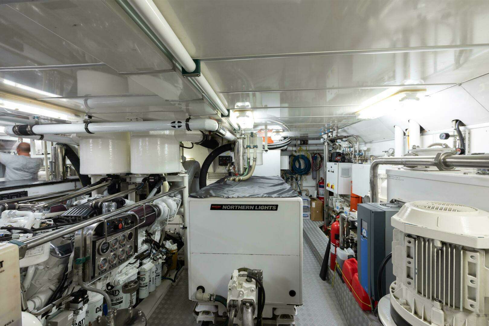 2001 Vitters Aft Cockpit - Image 54