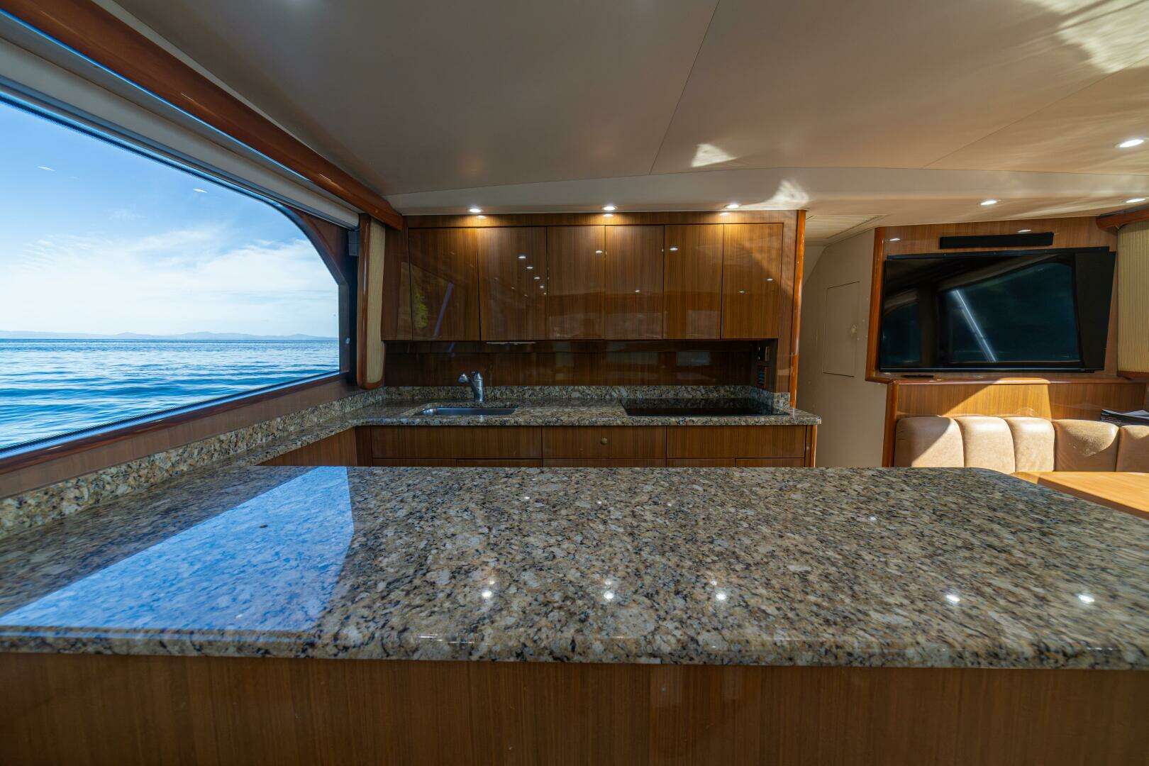 2006 Viking 56 Convertible - Image 35