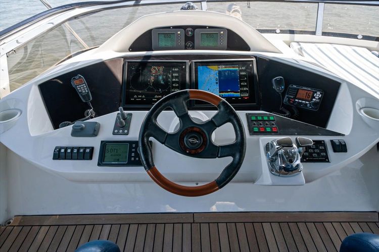 2005 Sunseeker 82 Yacht - Image 50