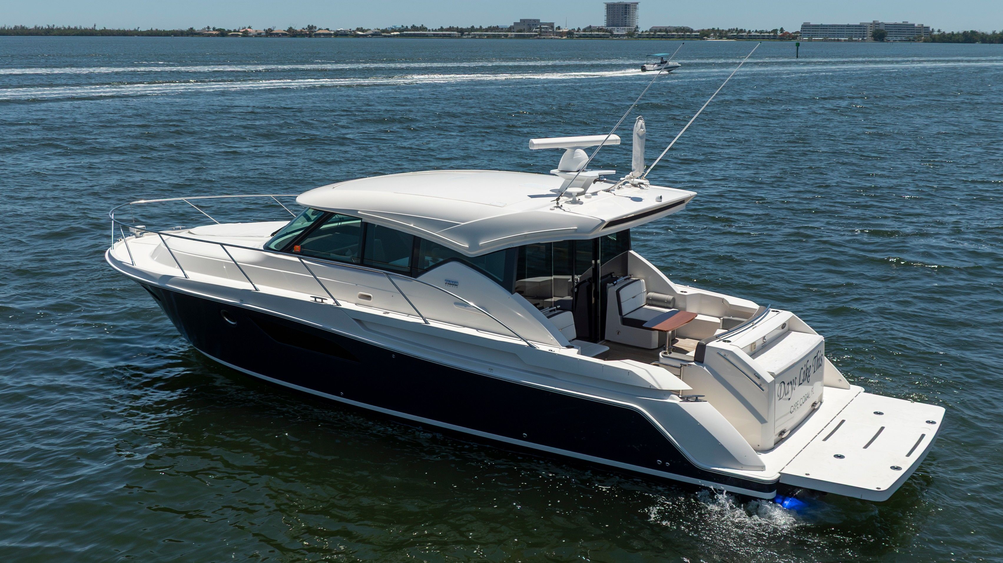 2018 Tiara Yachts 44 Coupe - 77