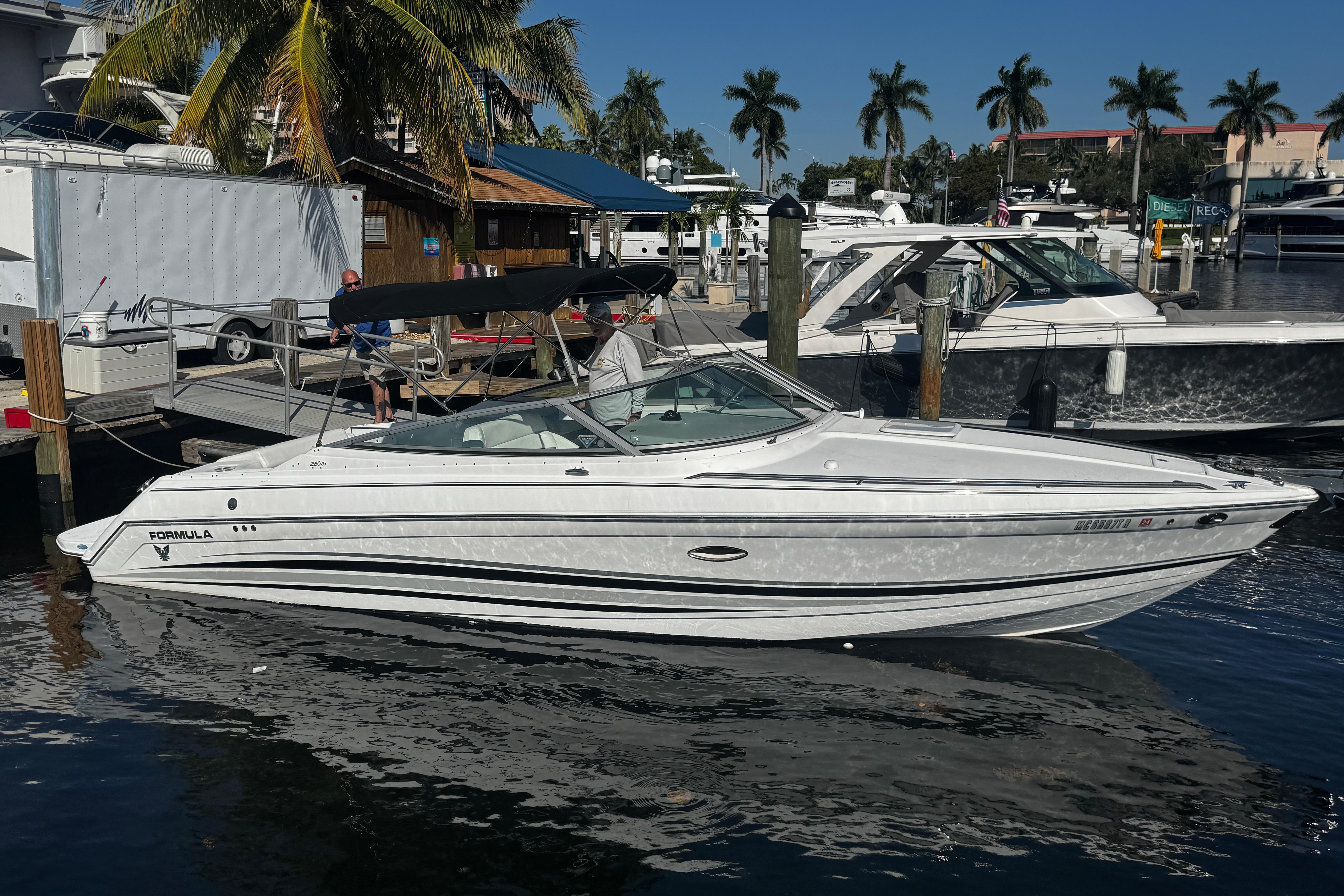 2004 Formula 280 Sun Sport