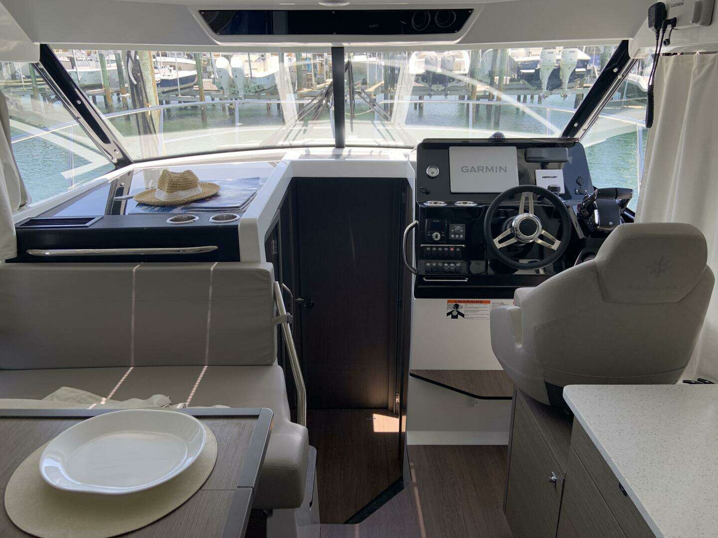 2025 Jeanneau NC 1095 Coupe - Image 16