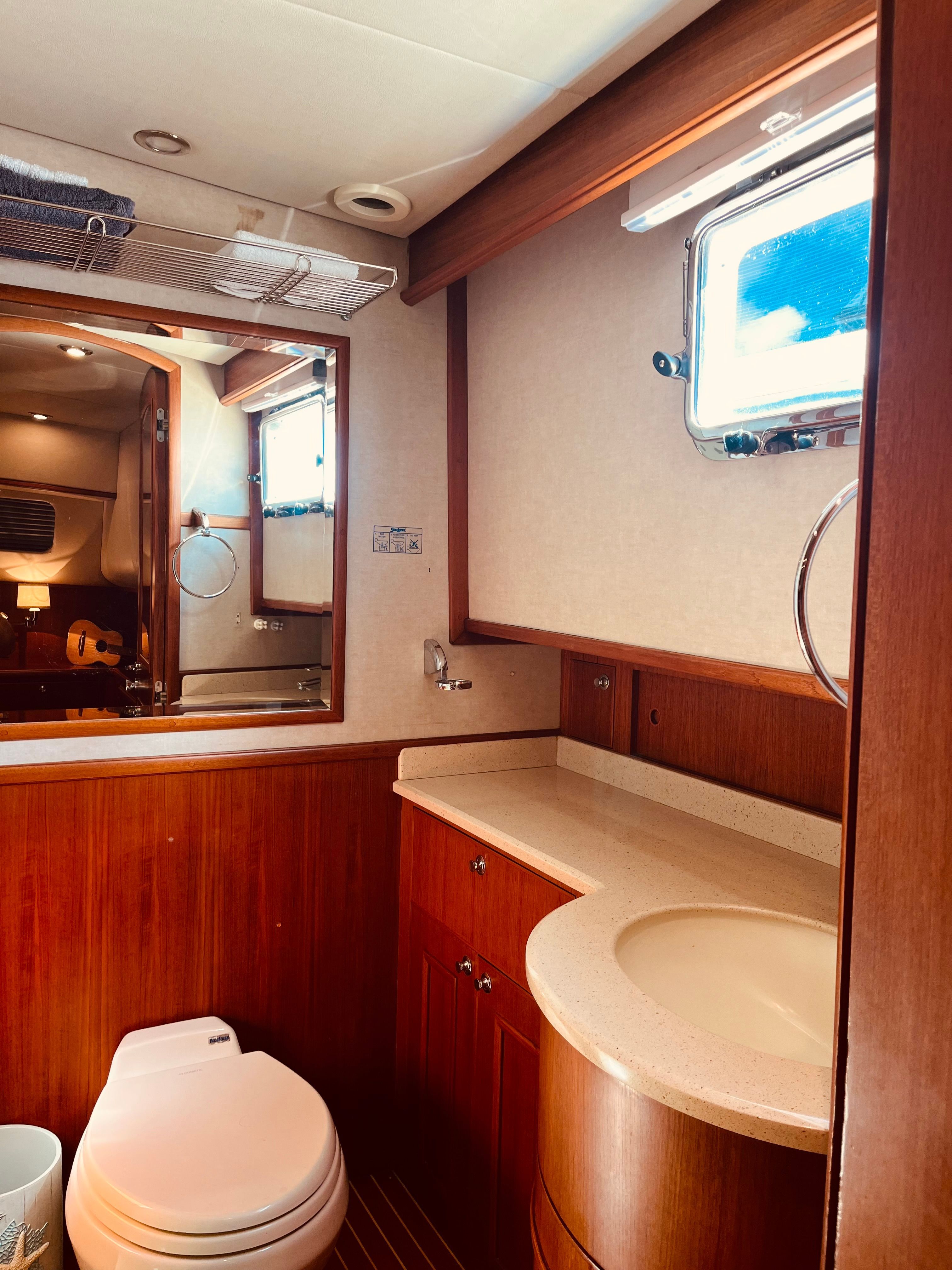 2007 Grand Banks 47 Heritage CL - 55