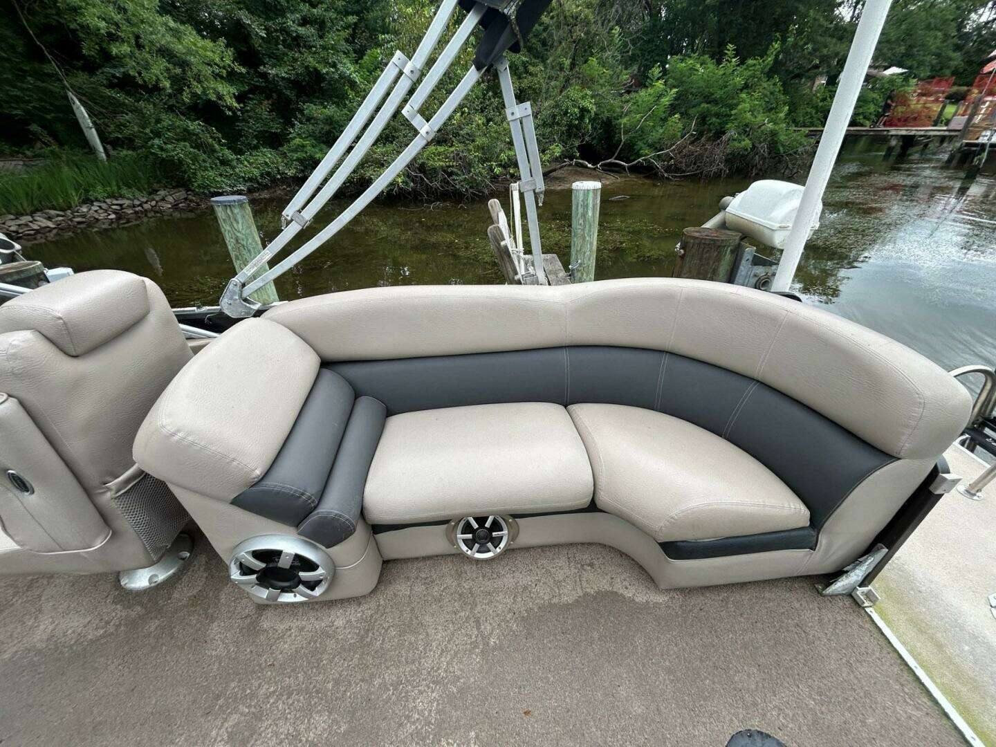2013 Premier 250 S-Series - Image 9