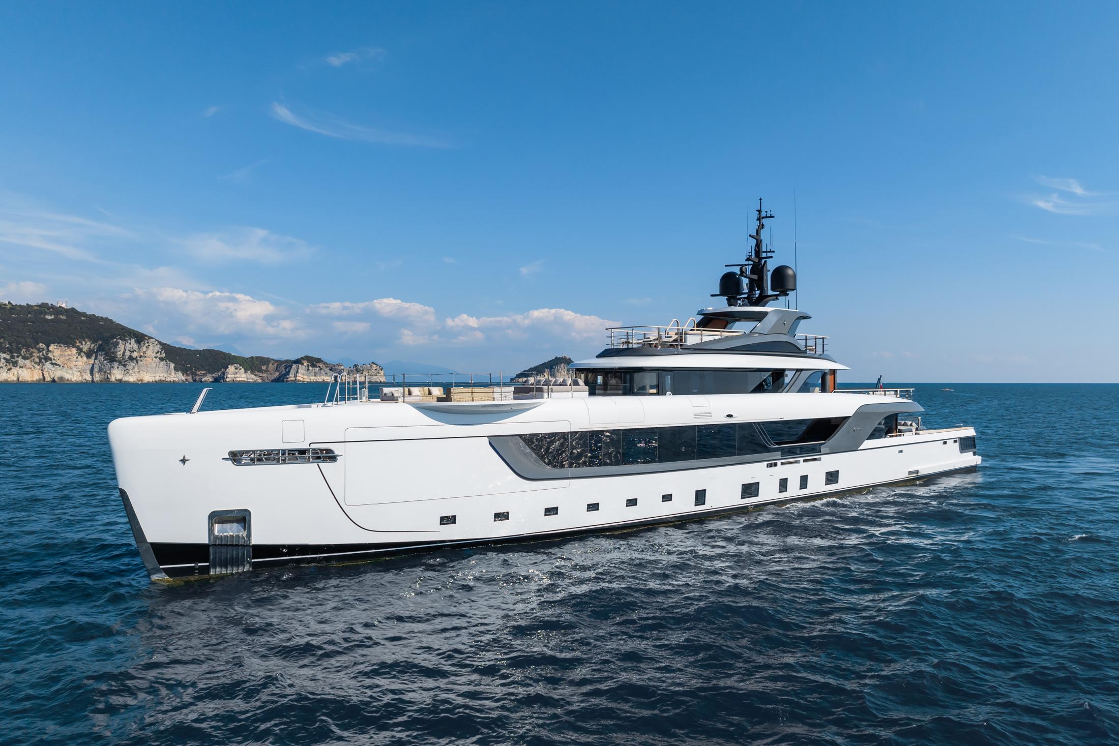 Luxury yacht Admiral 55 S-Force 2023 cruising on open sea.