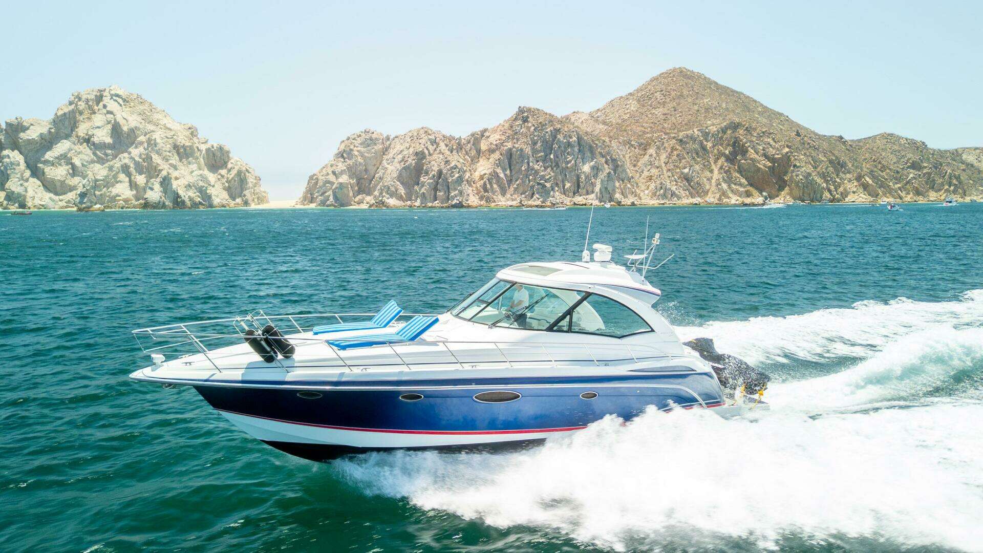 2007 Formula 45 Yacht - Image 19