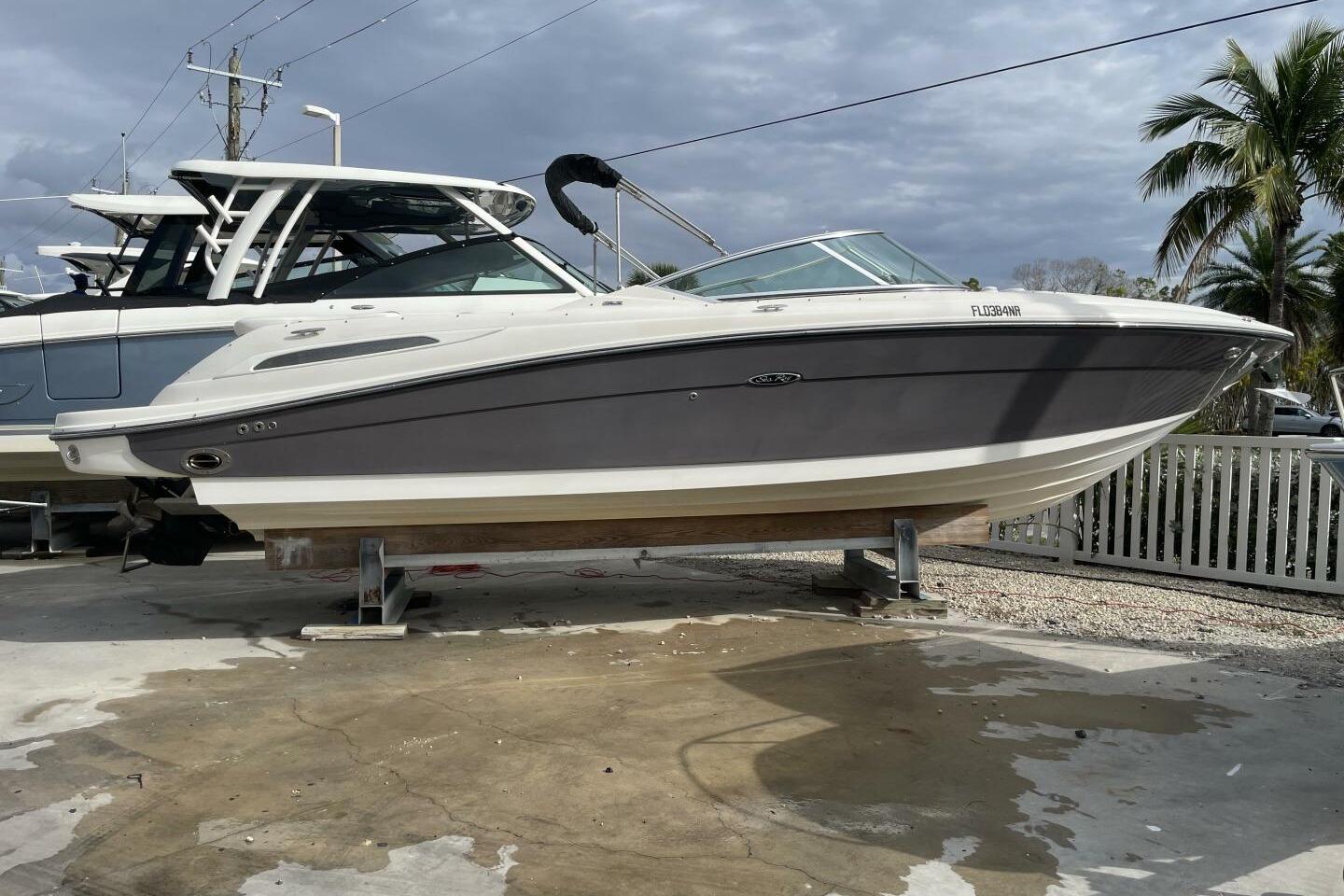 2008 Sea Ray 270 SLX