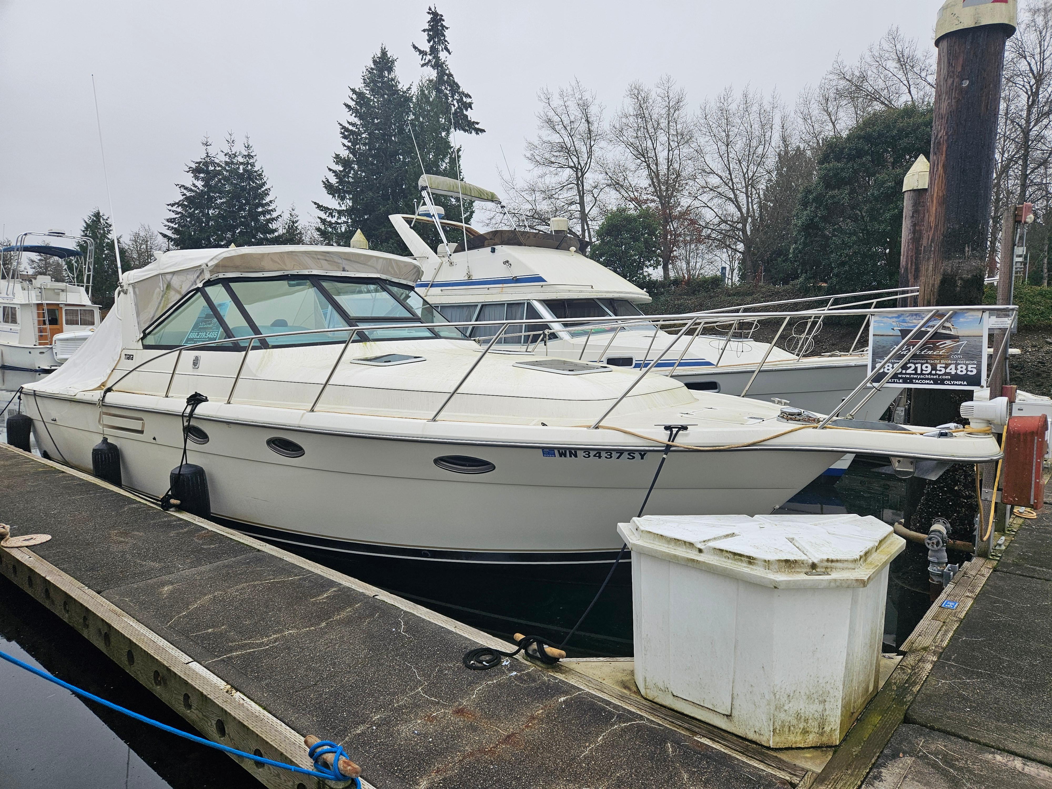 1996 Tiara Yachts 3100 Open