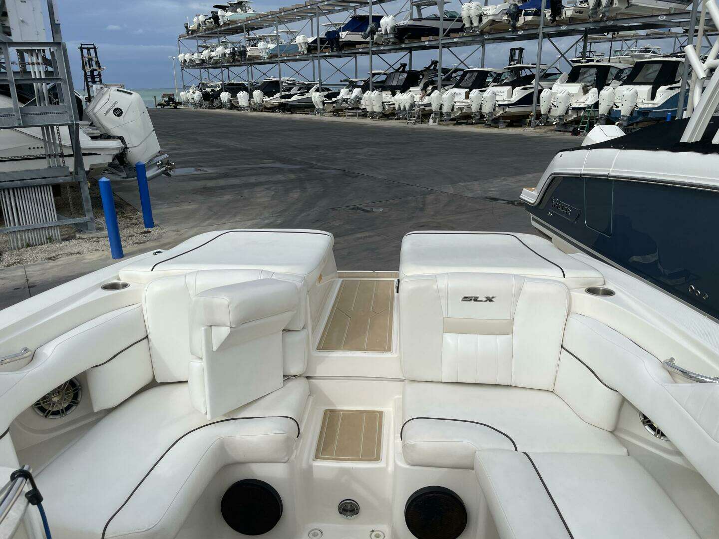 2008 Sea Ray 270 SLX - Image 19