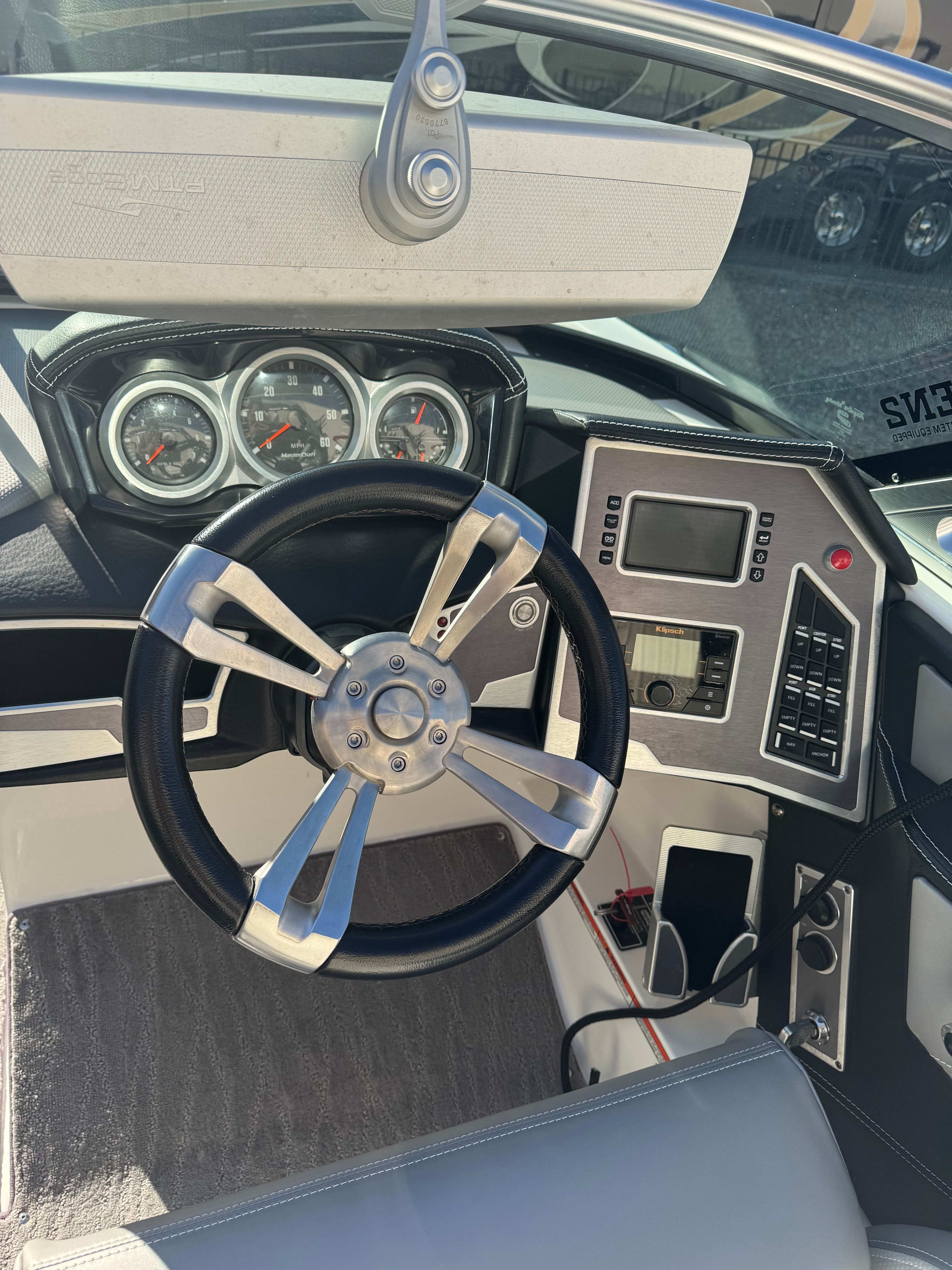 2018 MasterCraft X46 - 14