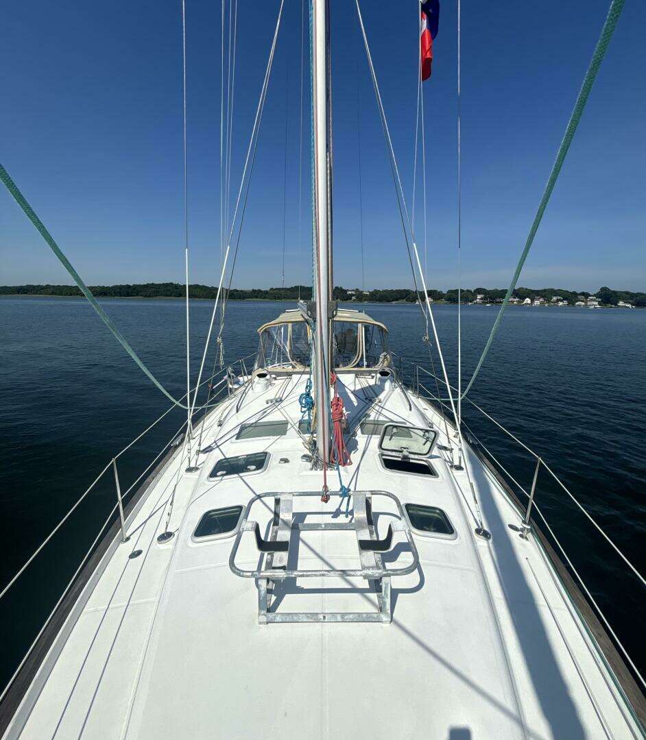 2004 Beneteau 423 - Image 6