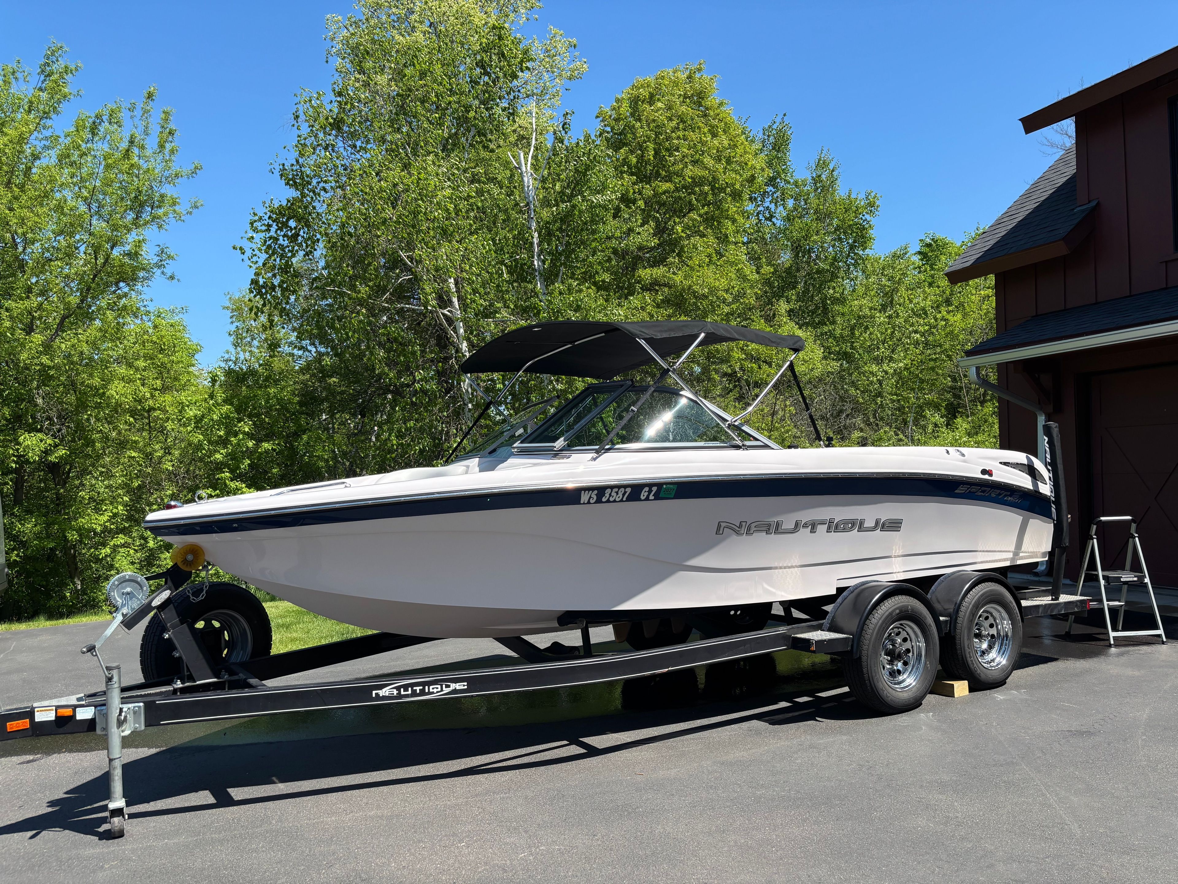2005 Nautique Sport SV-211