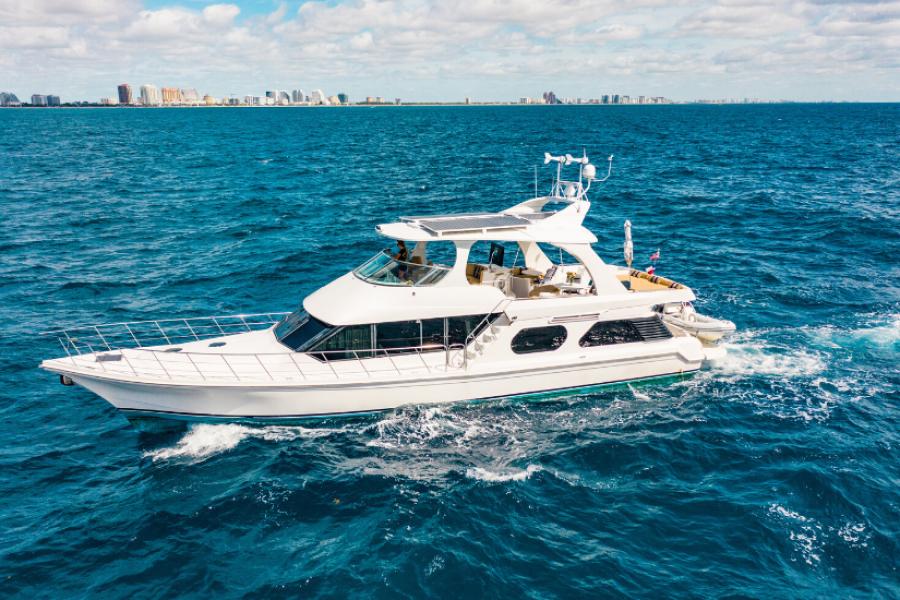 2009 Bluewater Yachts 65 Legacy