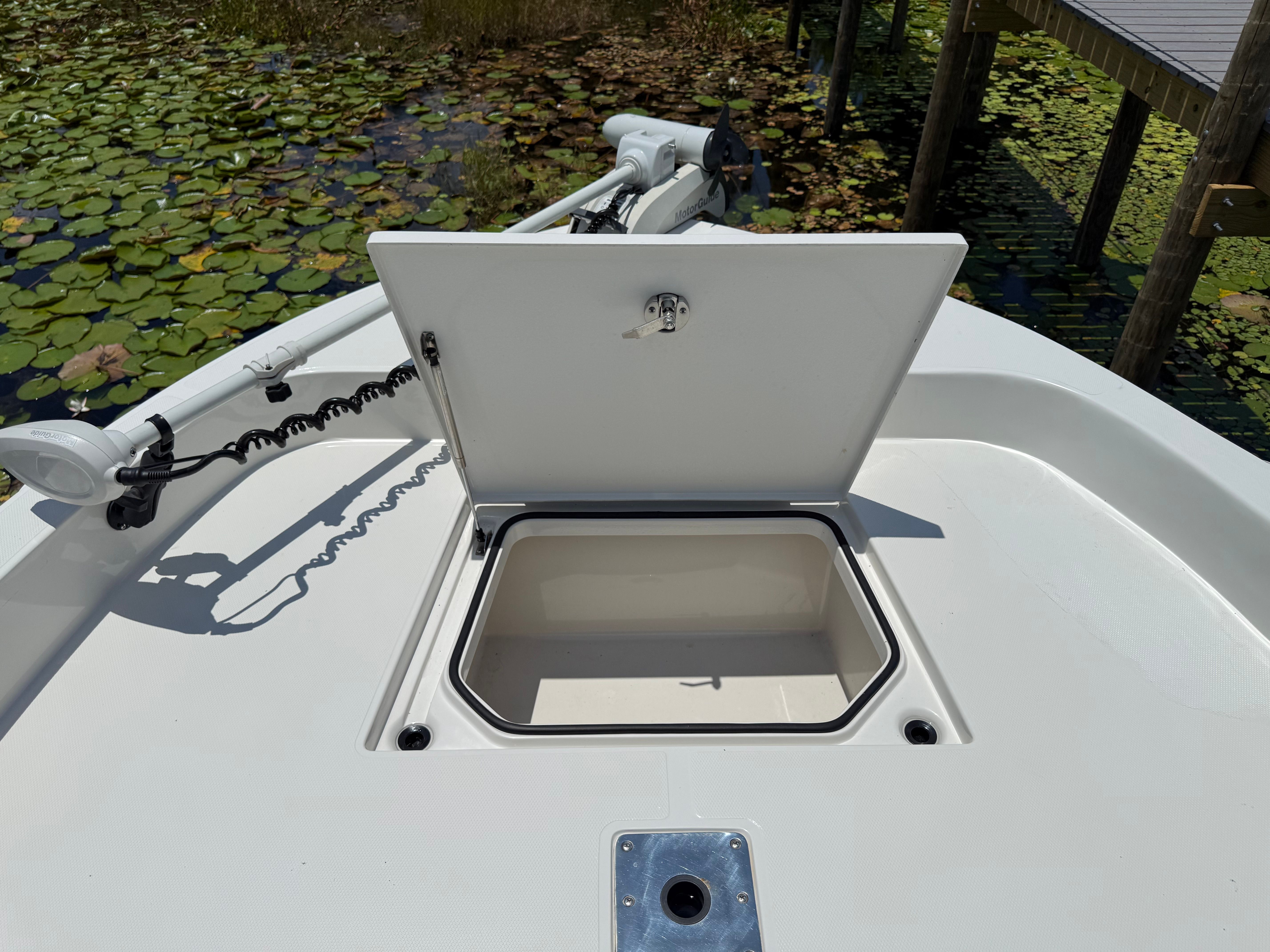 2021 Ranger 2360 Bay - 21