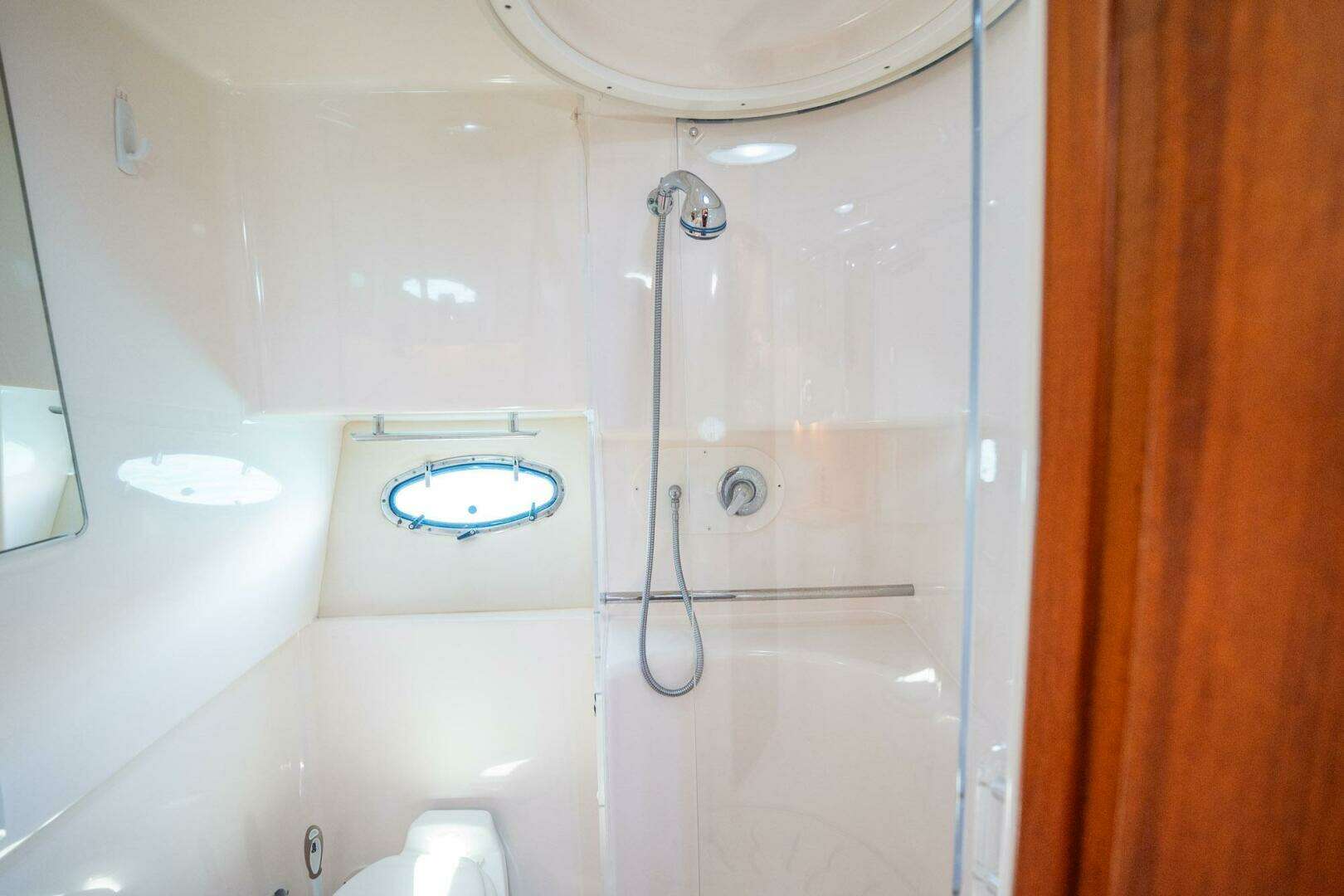 2004 Tiara Yachts 4200 Open - Image 27