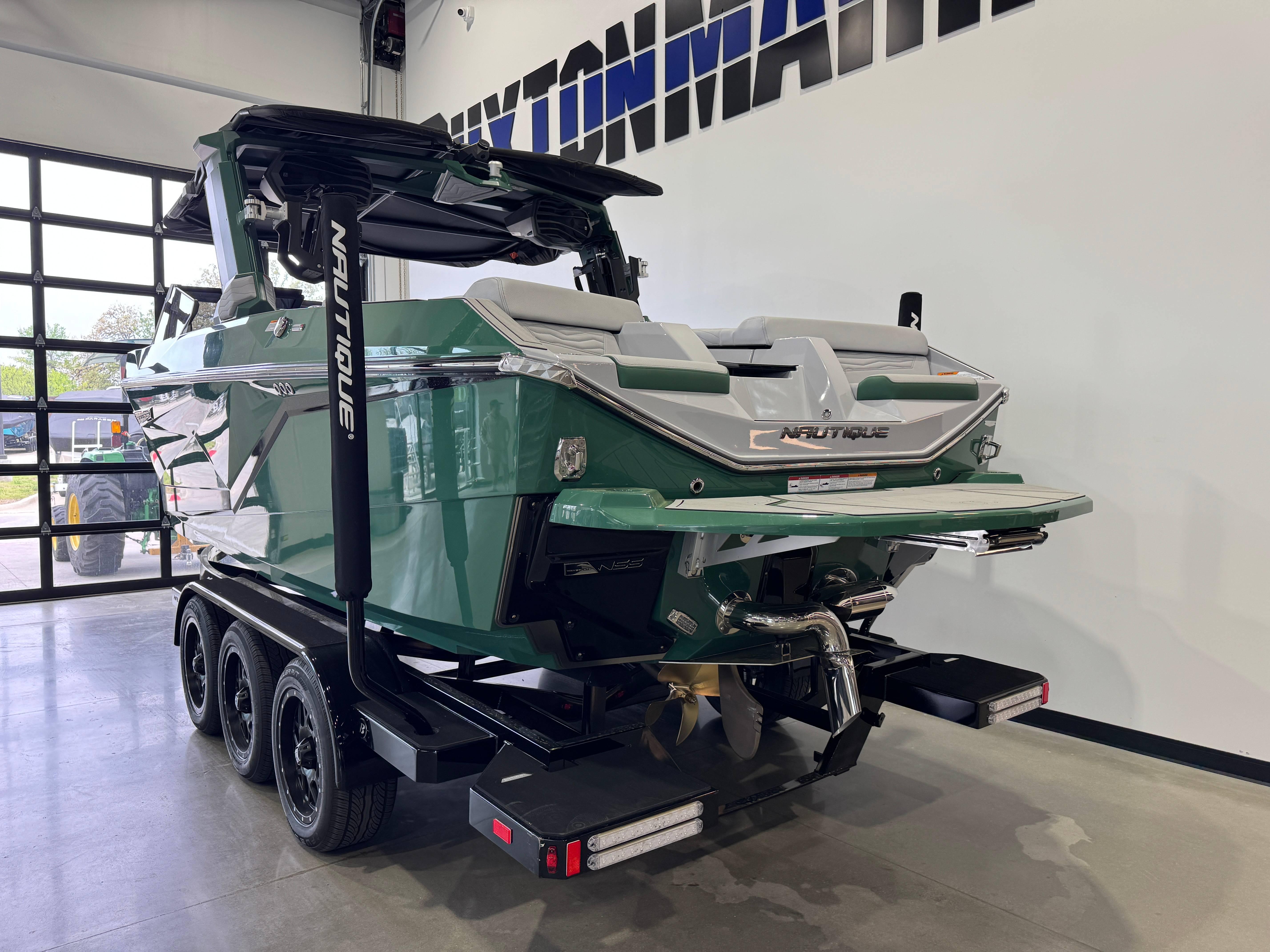 2025 Nautique Super Air Nautique G23 - 4
