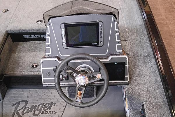 Ranger ALPHA 208 boat dashboard with steering wheel and navigation display, 2025 model.