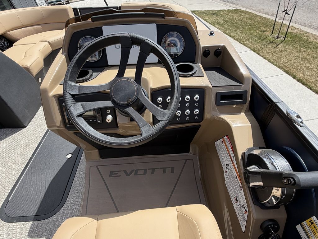 2026 Evotti 523CS - 24