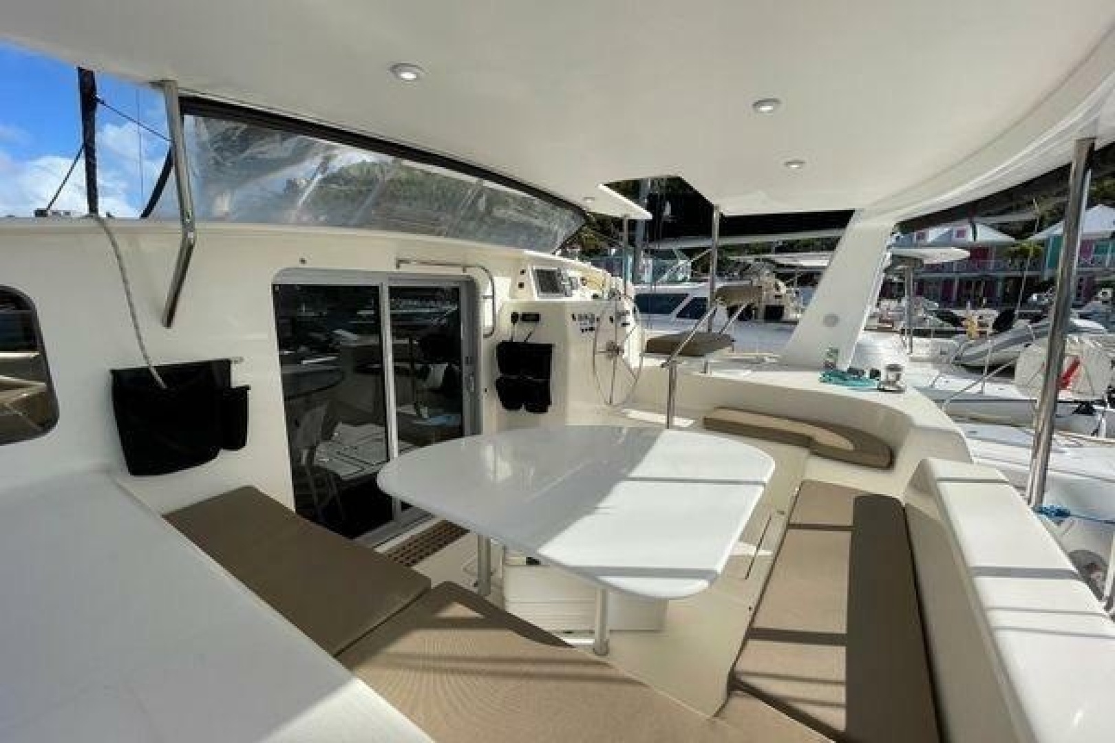 2008 Voyage Yachts 500 - Image 10