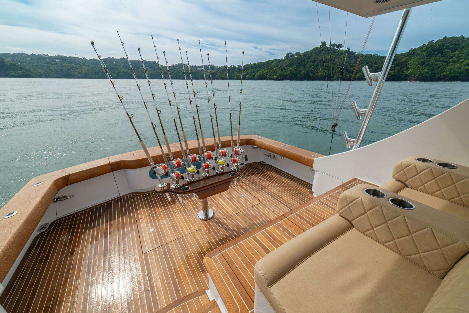 2022 Jarrett Bay — - Image 30
