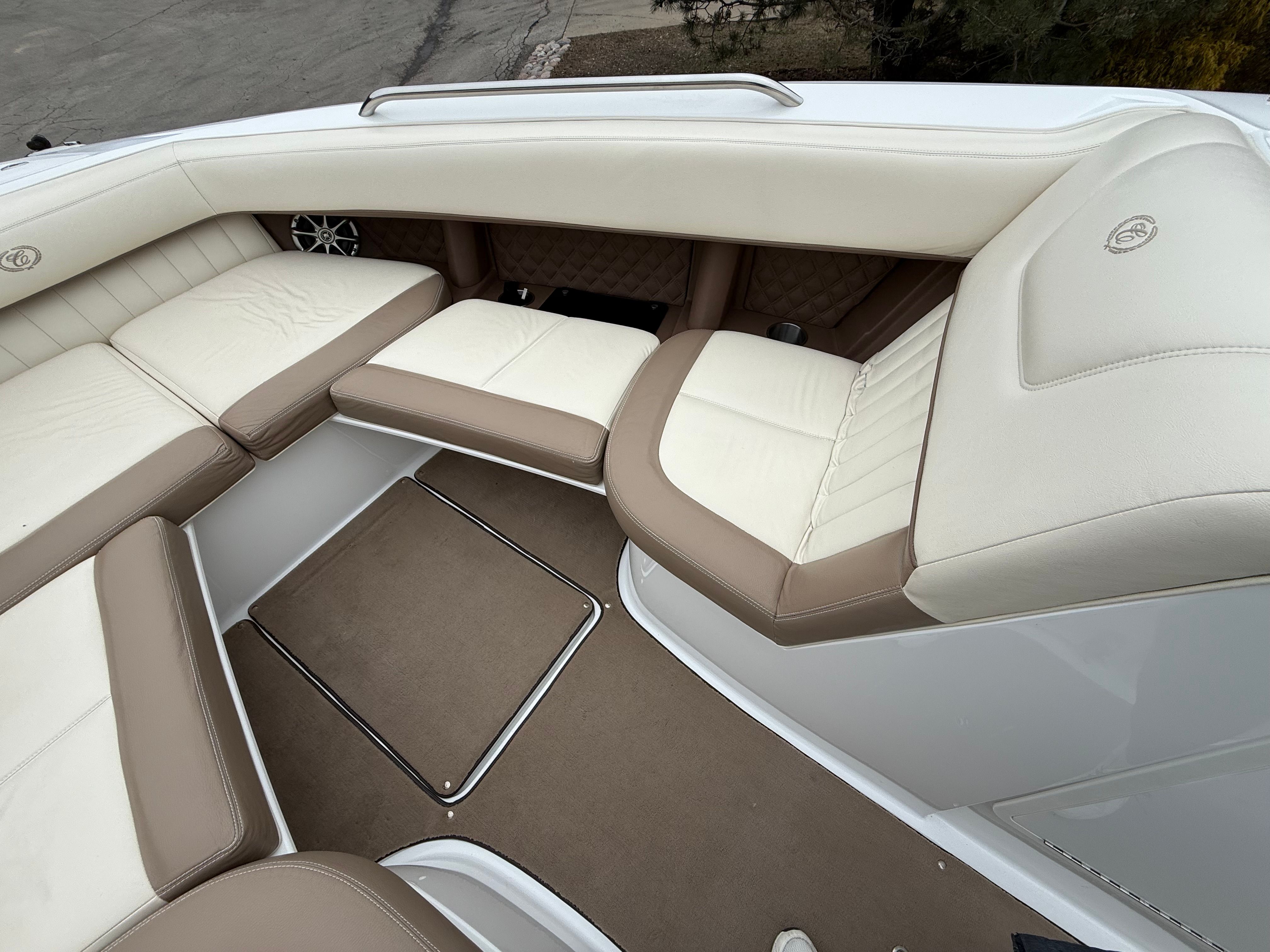 2011 Cobalt 302 - 19
