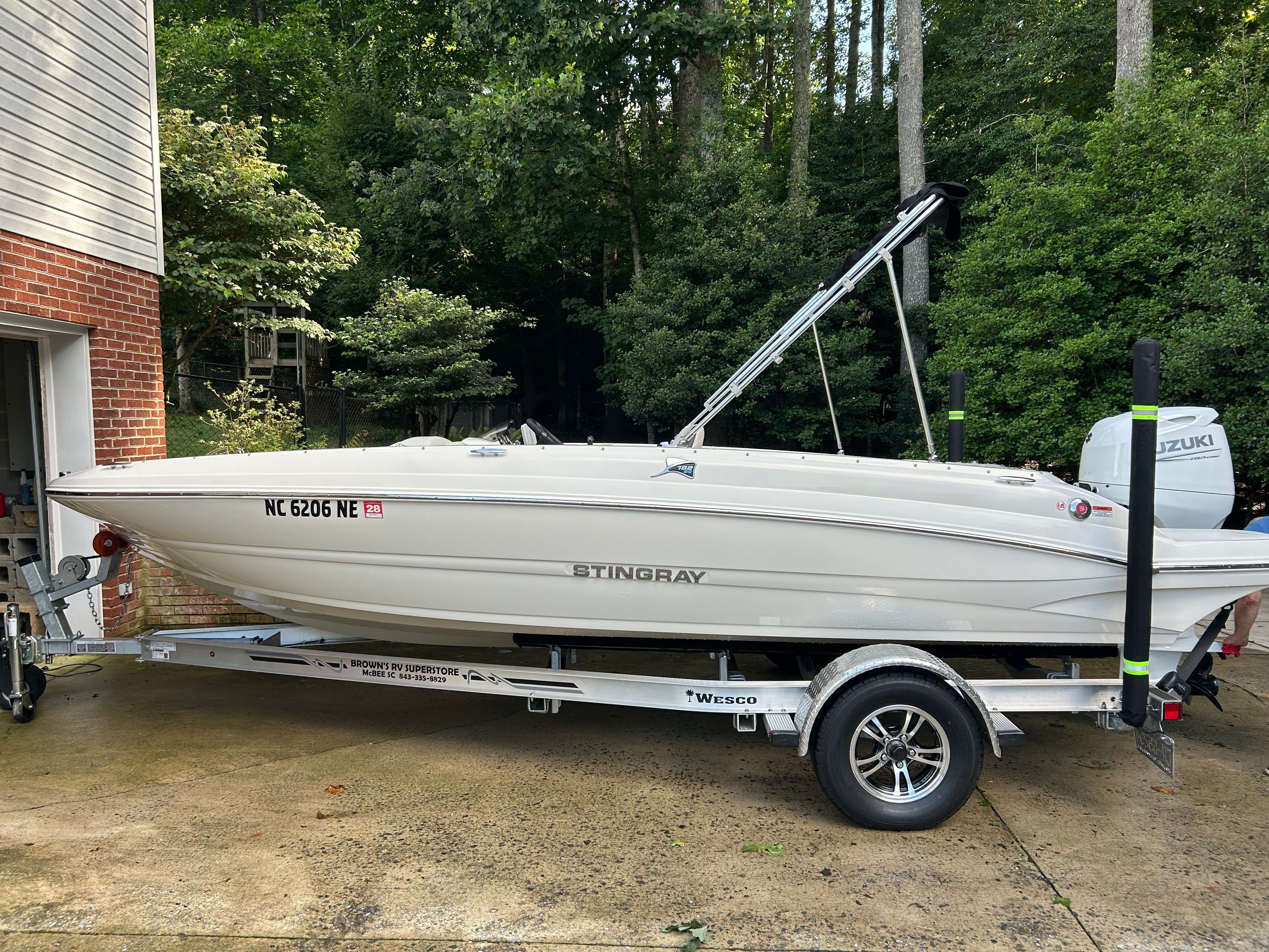 2023 Stingray 182 SC
