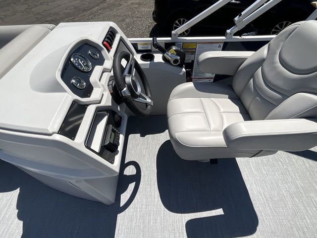 2027 Godfrey Xperience 2086SBX - 16
