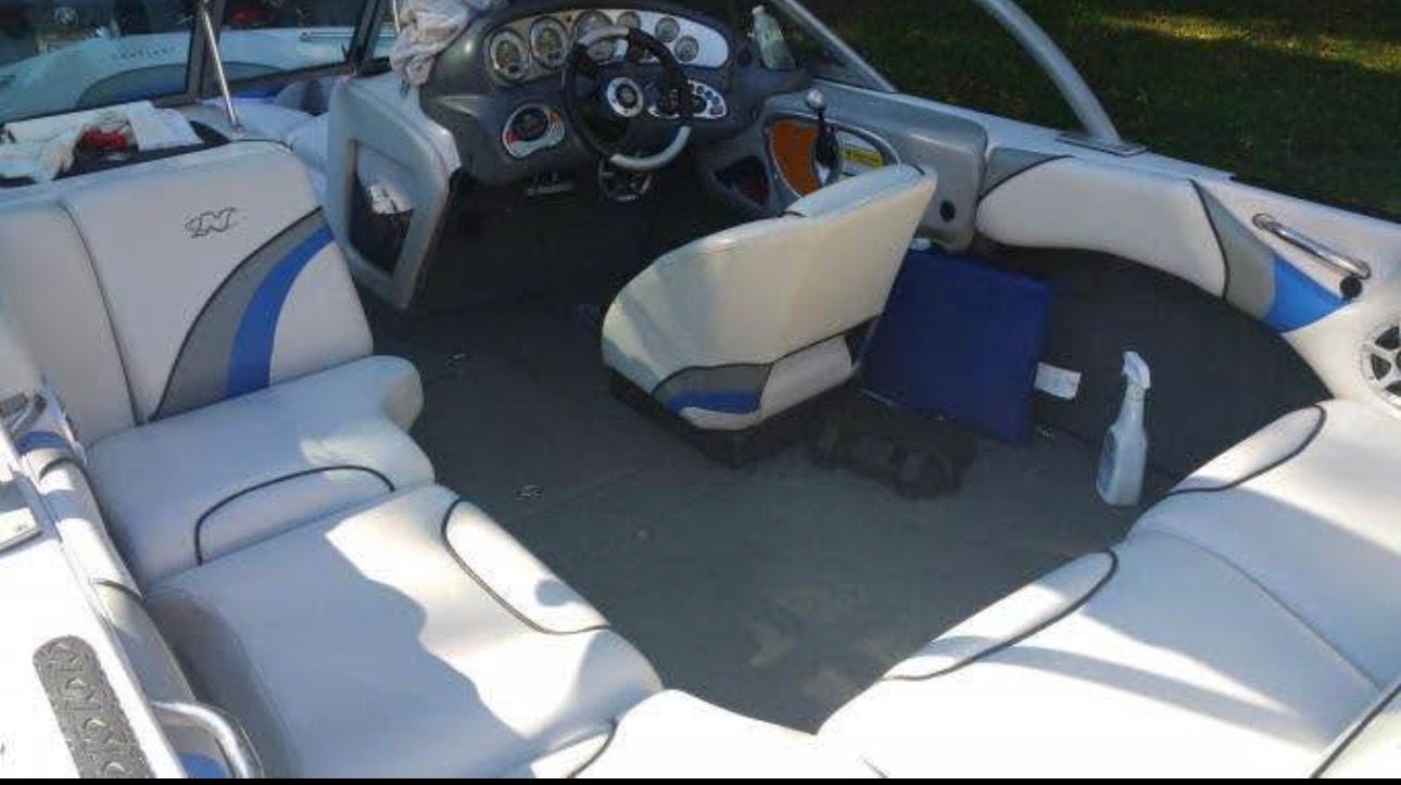 2004 Correct Craft Super Air Nautique - 7