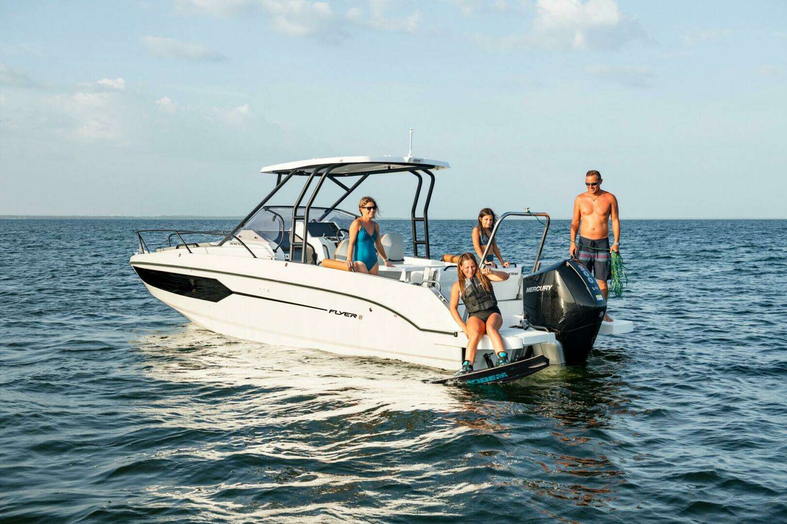 2026 Beneteau Flyer 8 SUNdeck - Image 8