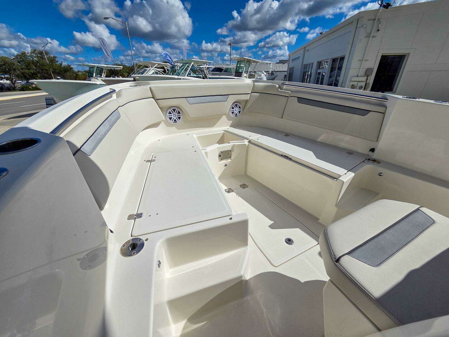 2026 Sailfish 252 CC - Image 16