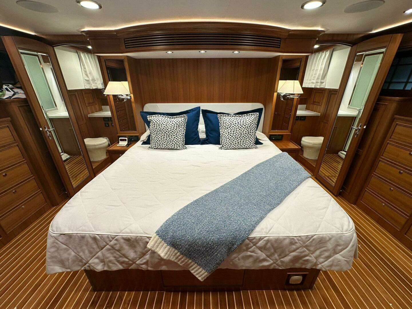 2023 Marlow Explorer 66E - CB - Image 33