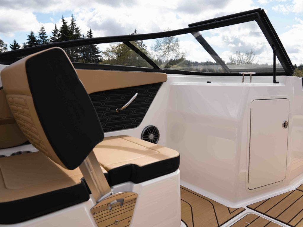 2026 Sea Ray SPX 210 Outboard - 7