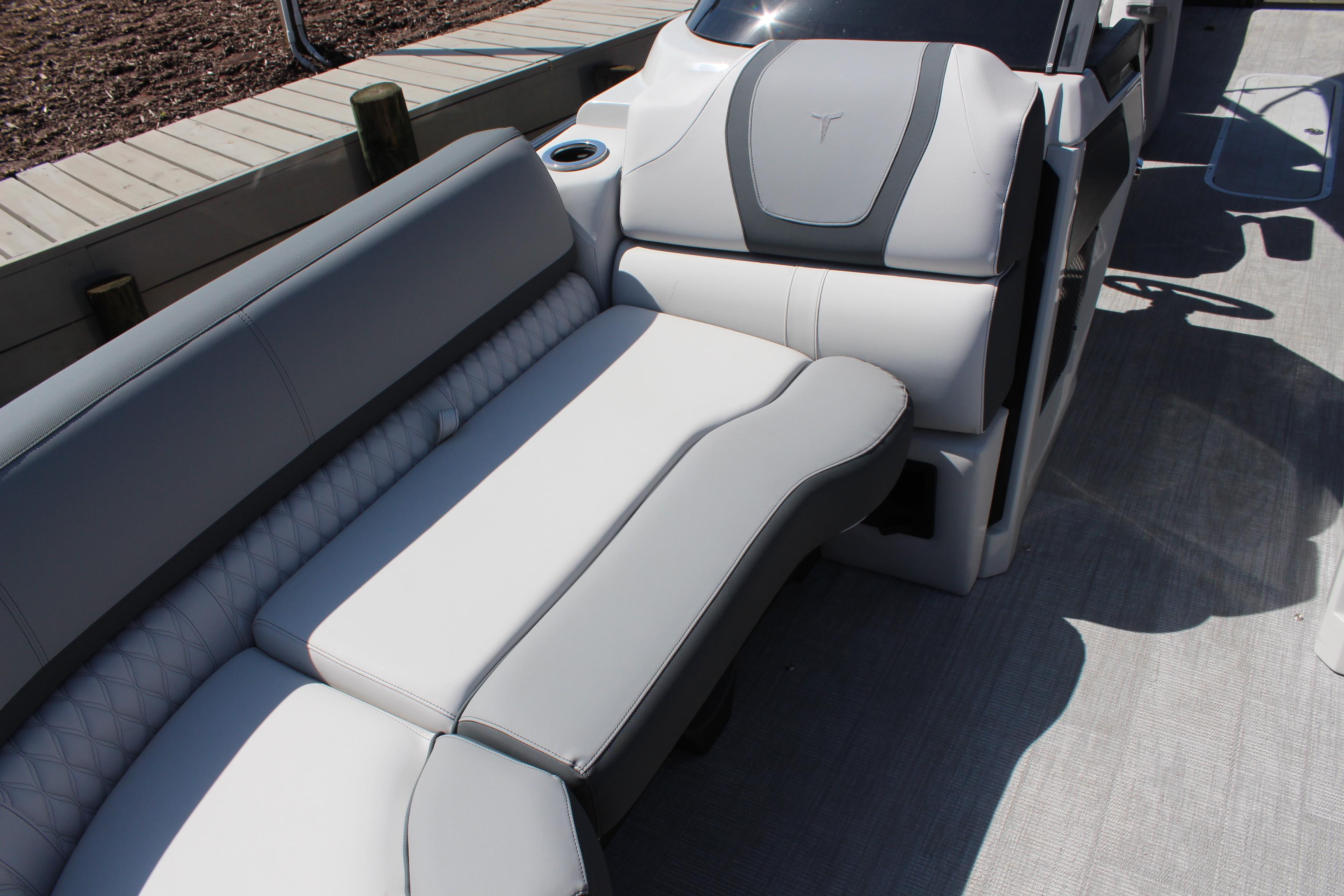 2025 Tahoe Pontoon Cascade Quad Lounge Windshield interior with sleek, modern seating design.
