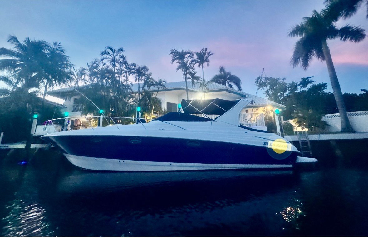 2005 Larson Cabrio 370
