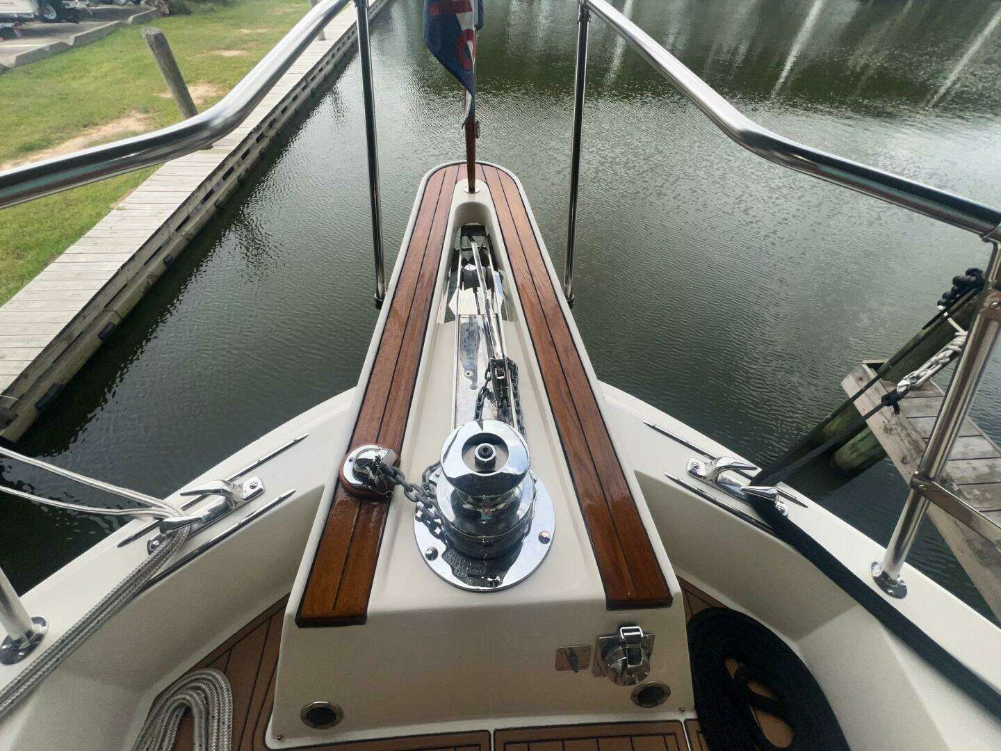1988 Hatteras Motor Yacht - Image 13