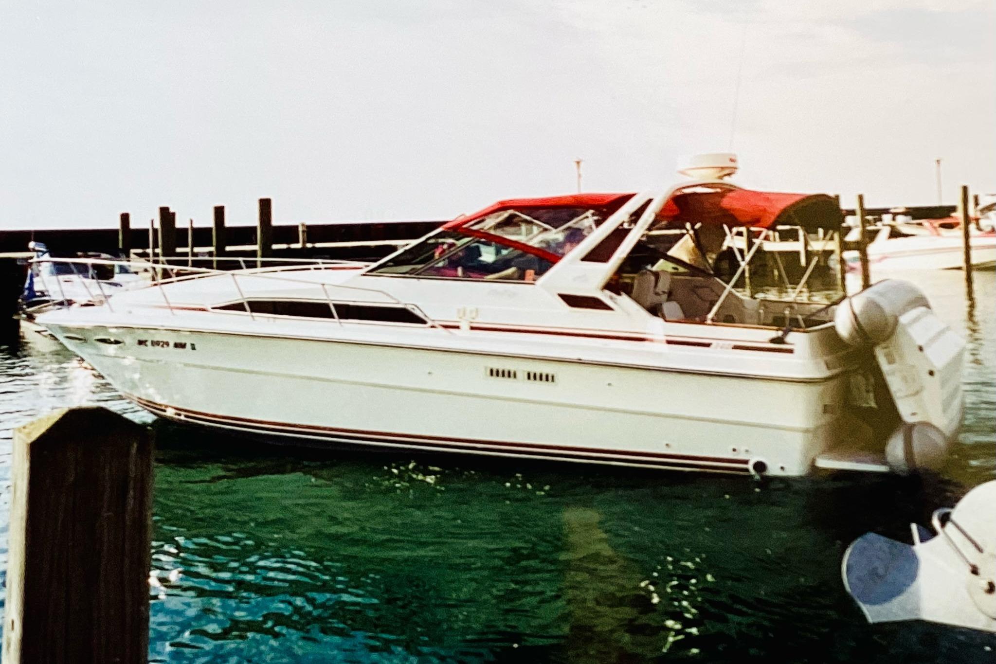 1989 Sea Ray 340 Express Cruiser