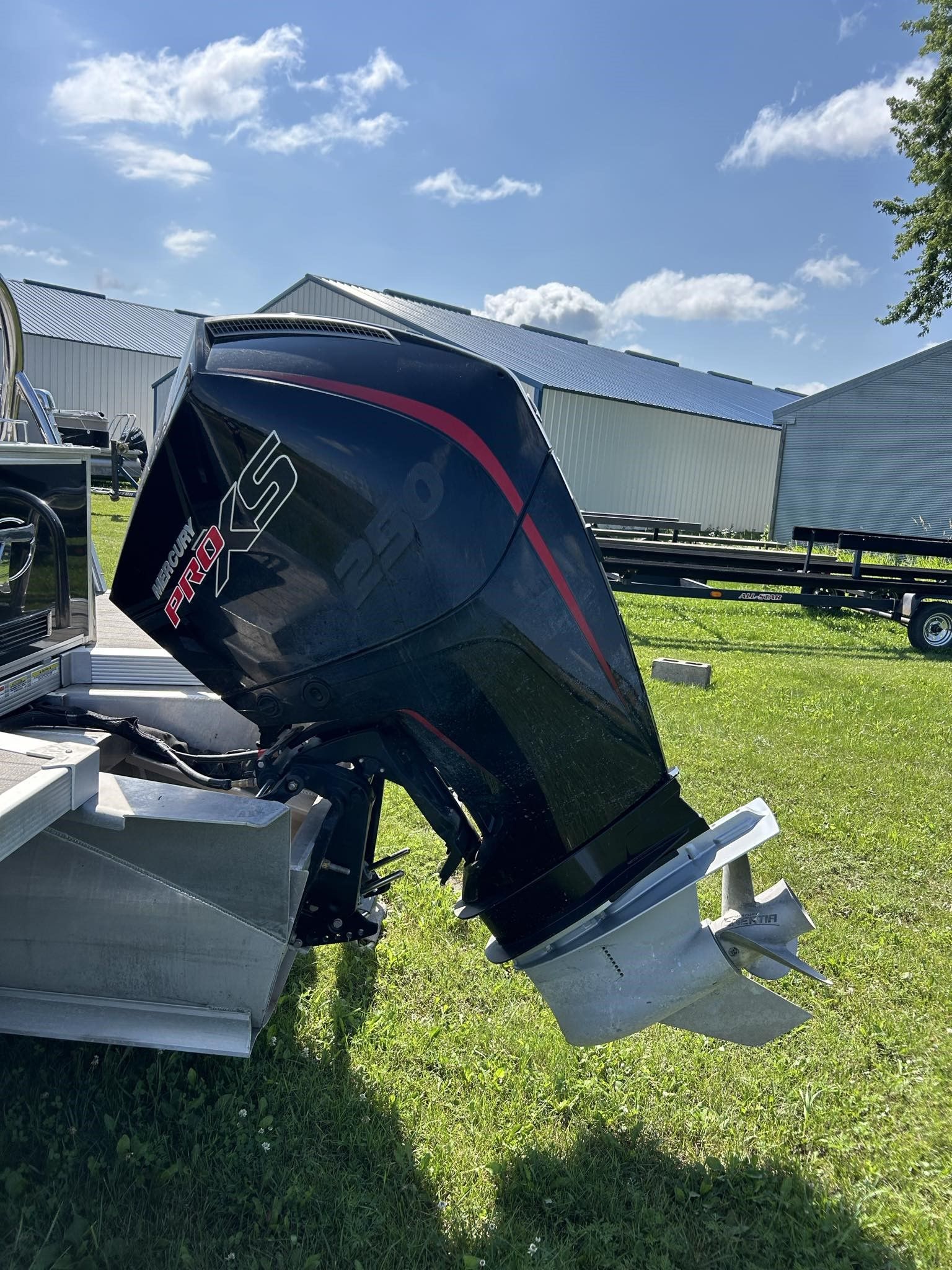 2023 Tahoe Pontoon Cascade with Mercury Pro XS outboard motor.