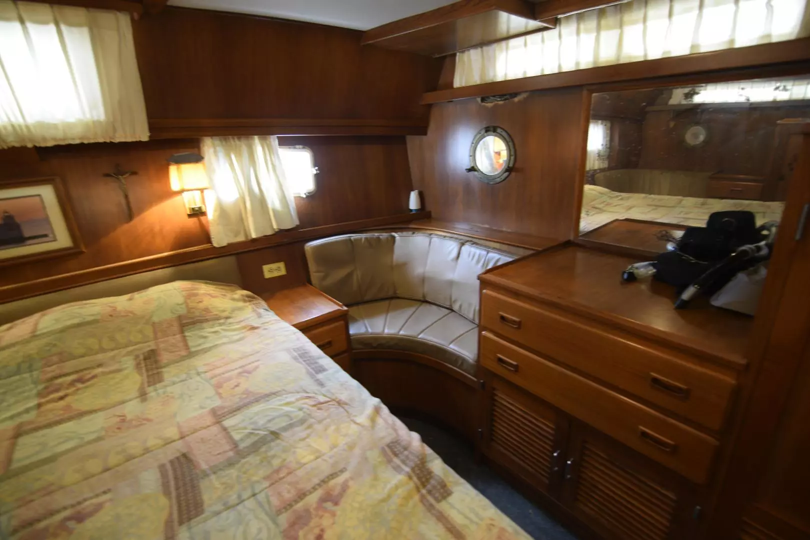 1987 Jefferson Sundeck - Image 15