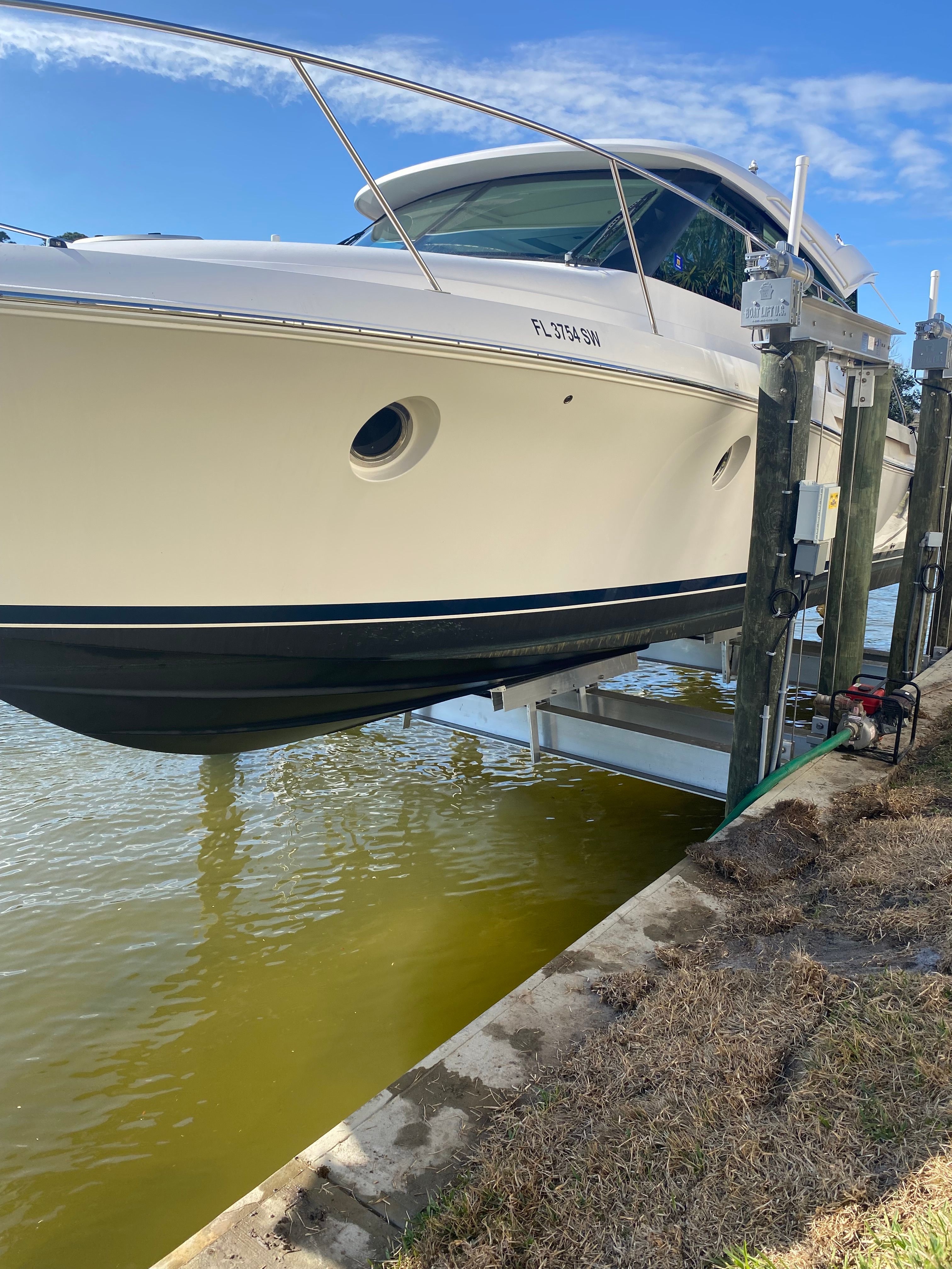 2019 Tiara Yachts C39 Coupe - 3