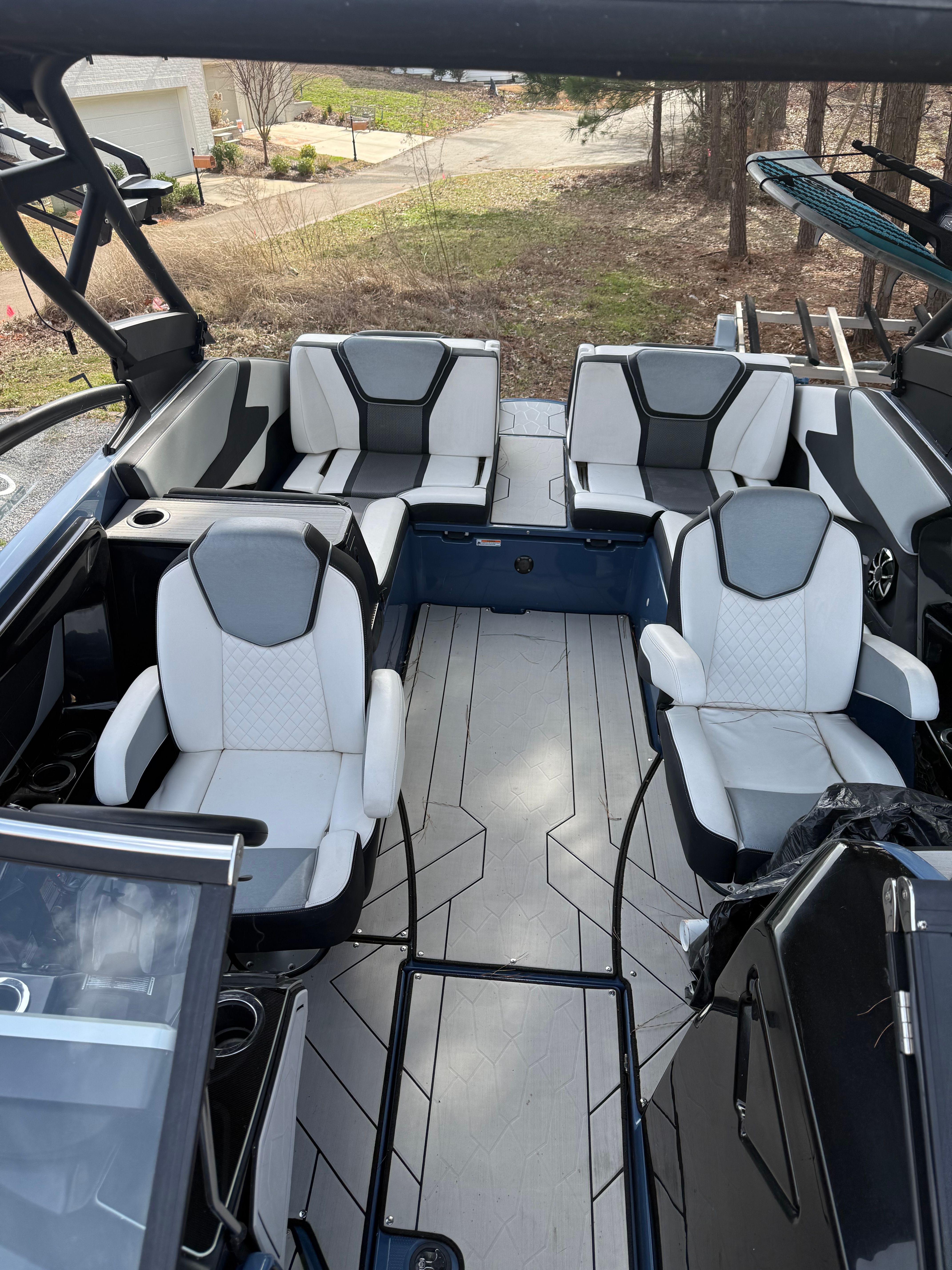 2023 Yamaha Boats 255XD - 7