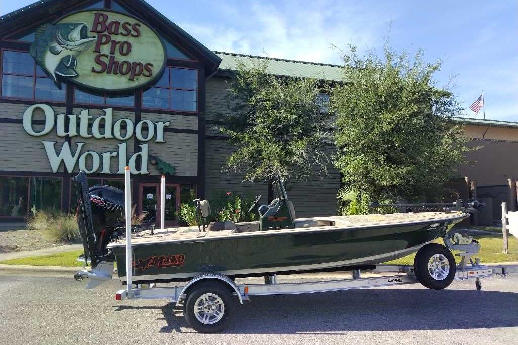 2026 Mako 18 Pro Skiff Backwater Edition